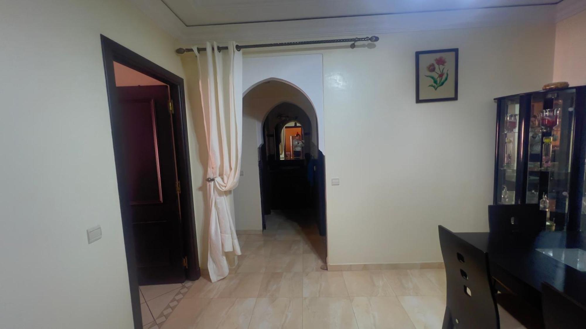 Magnifique Spacieux Confort Propre Familial 2 Salon Et Salle A Manger A 20mn A Pied De Place Jemaa El Fina 4 Piscines Dans Espace De Golf A 12 Mn En Voitures L Entree Est Gratuit Pour La Clientele Ouvert Entre 10h Et 20h Apartment