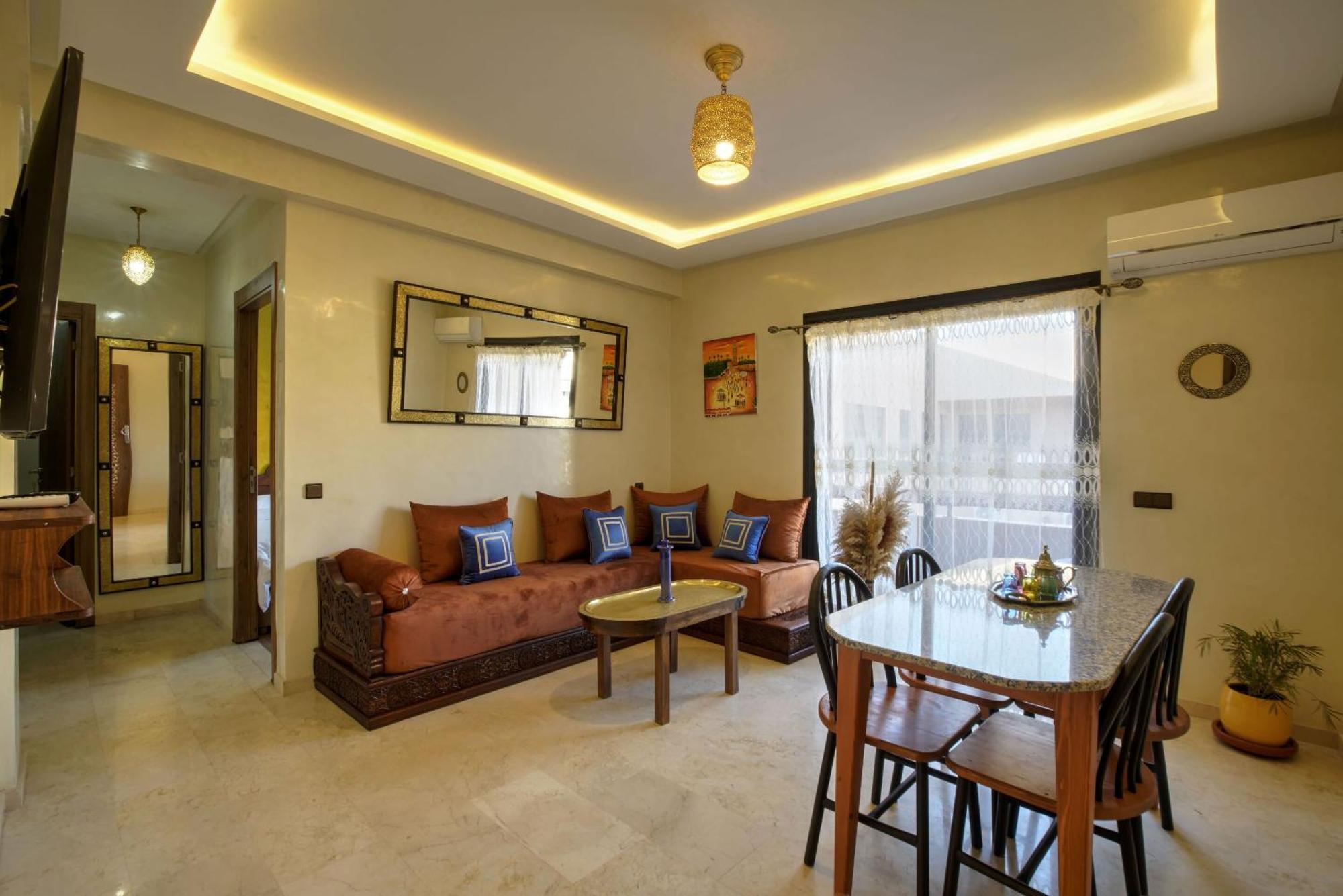 Couette-café Nour 5 El Bellar