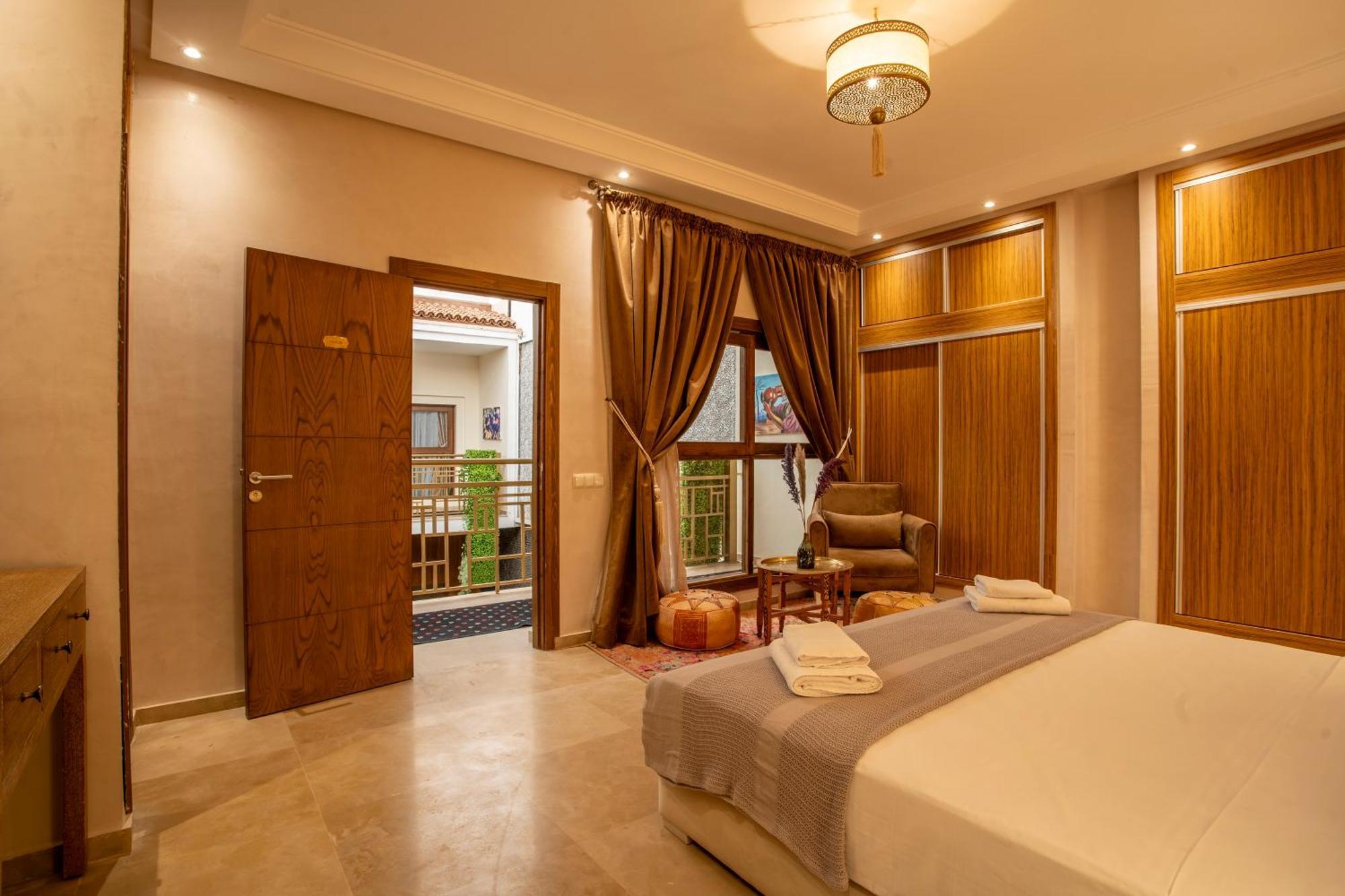 Riad Azia