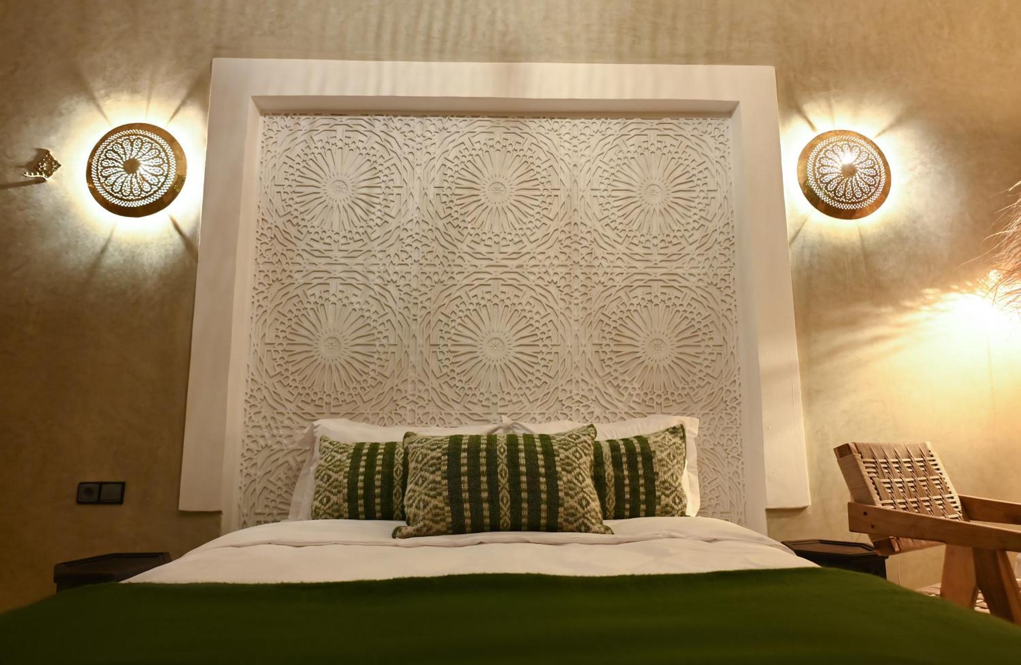 Chez Henriette Guest house *