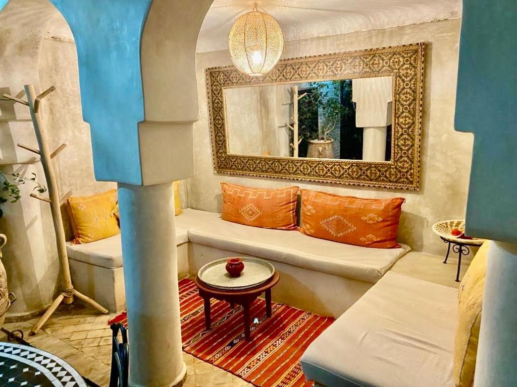 Warda Riad