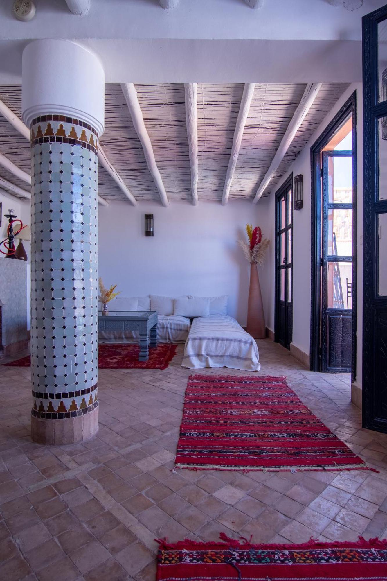 Riad Hugo 3*