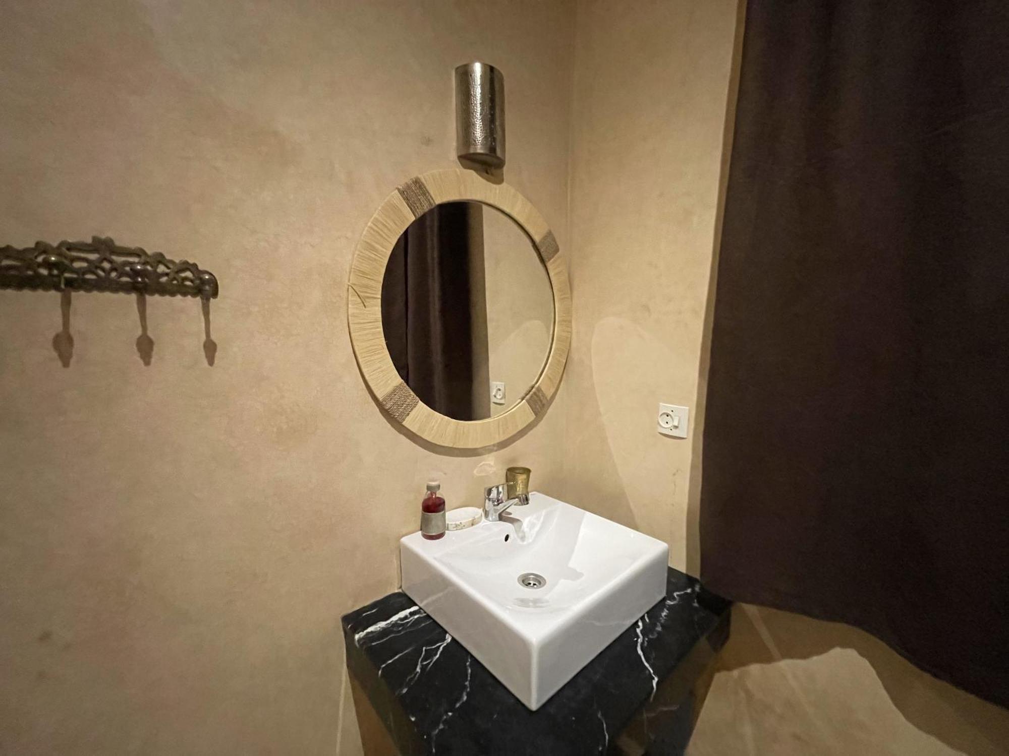 Riad Samarine 3*