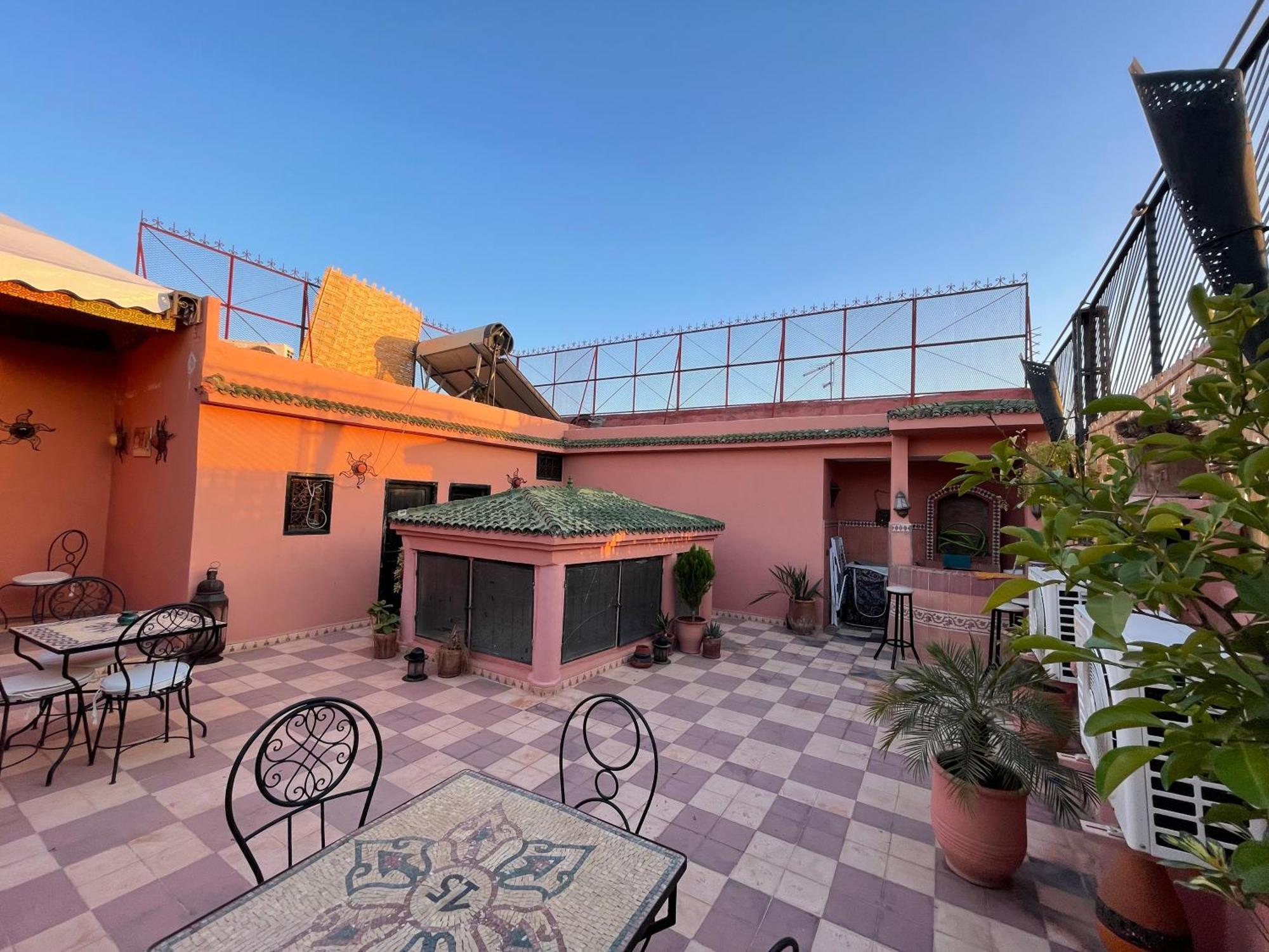 Riad Ouhmidi *