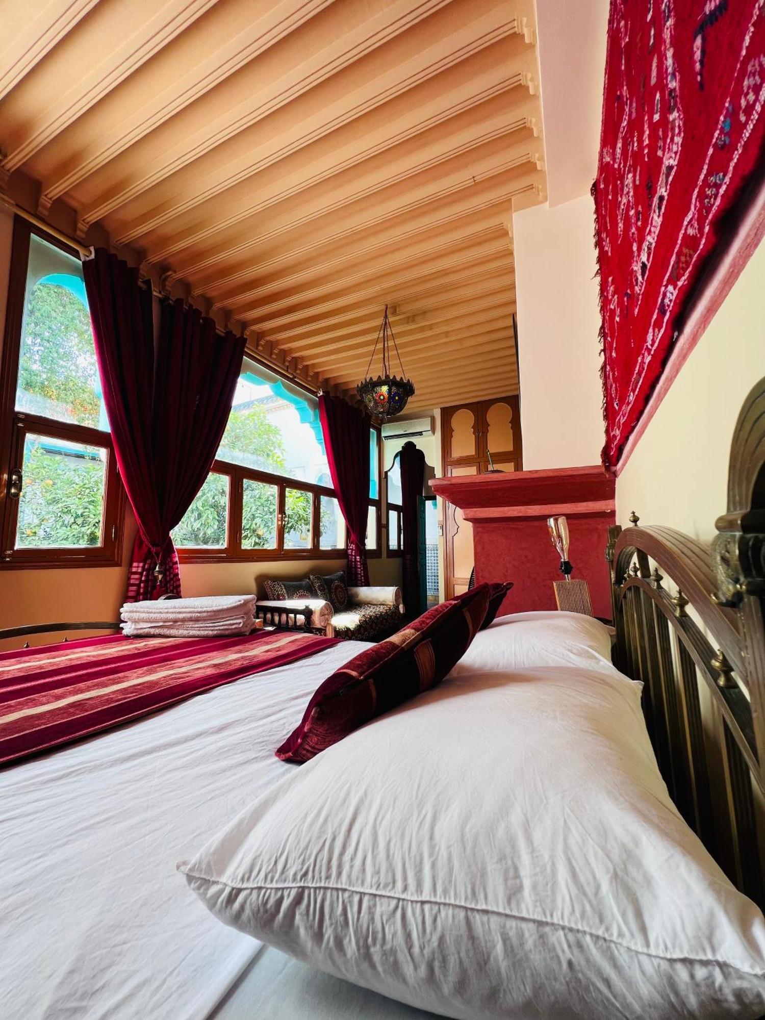 Al Nour Riad