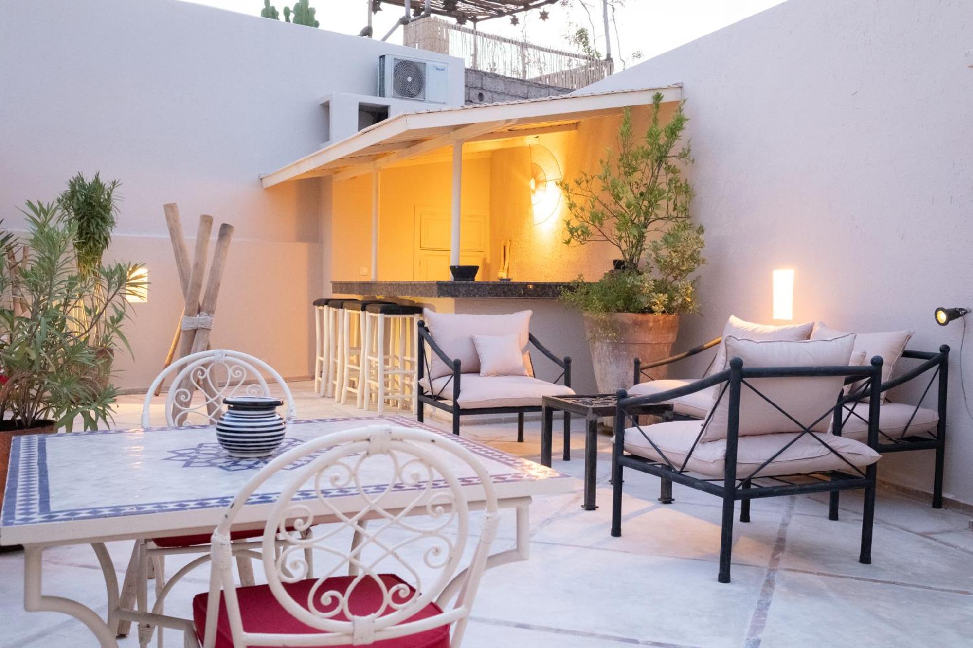 Riad Bibazia *