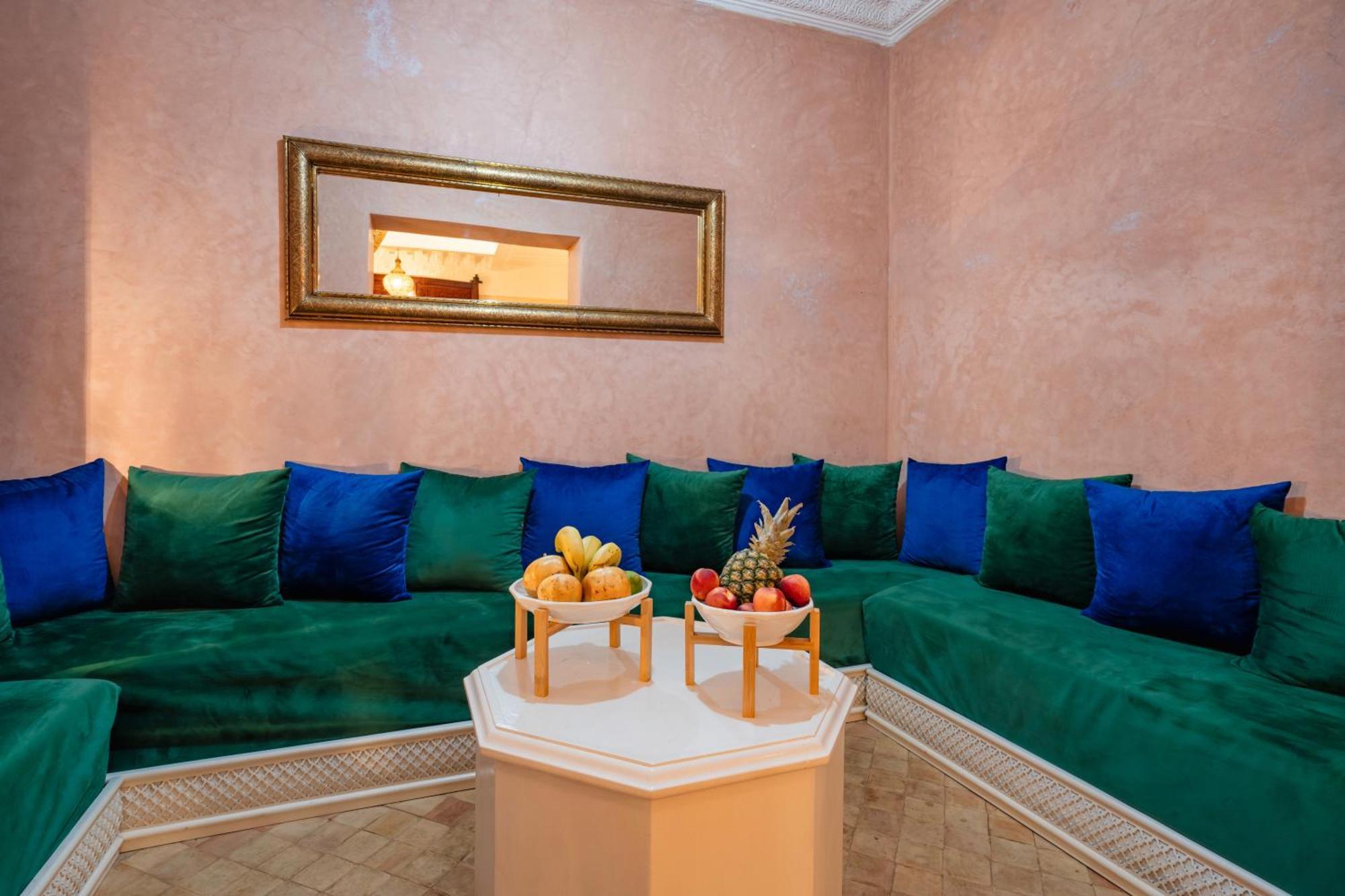 Prive Dar L'etoile - Jacuzzi Piscine & Petit Dej Inclus