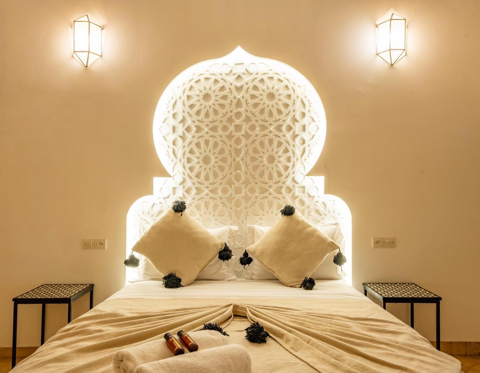 Prive Dar L'etoile - Jacuzzi Piscine & Petit Dej Inclus Marrakesh
