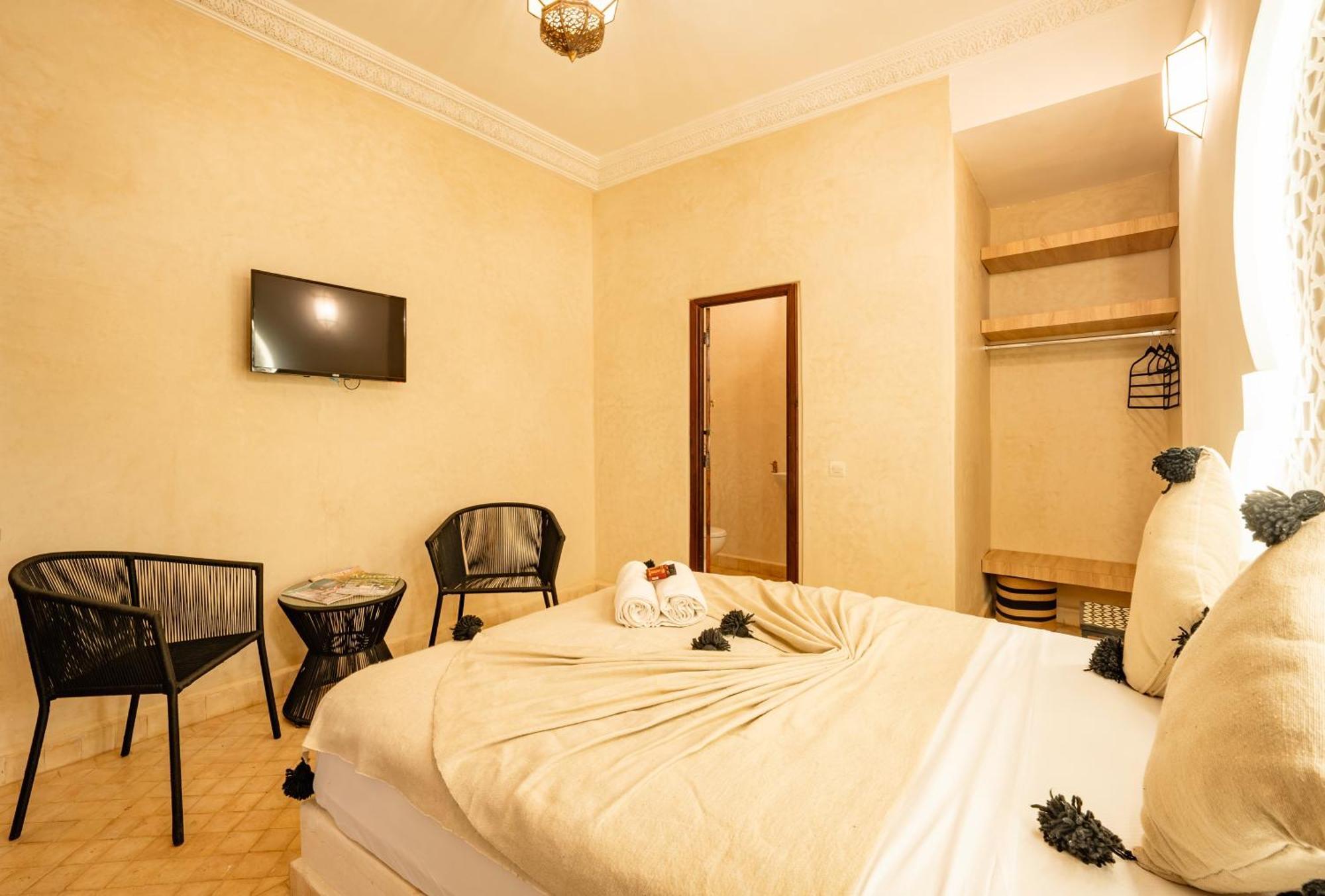 Prive Dar L'etoile - Jacuzzi Piscine & Petit Dej Inclus * Marrakesh