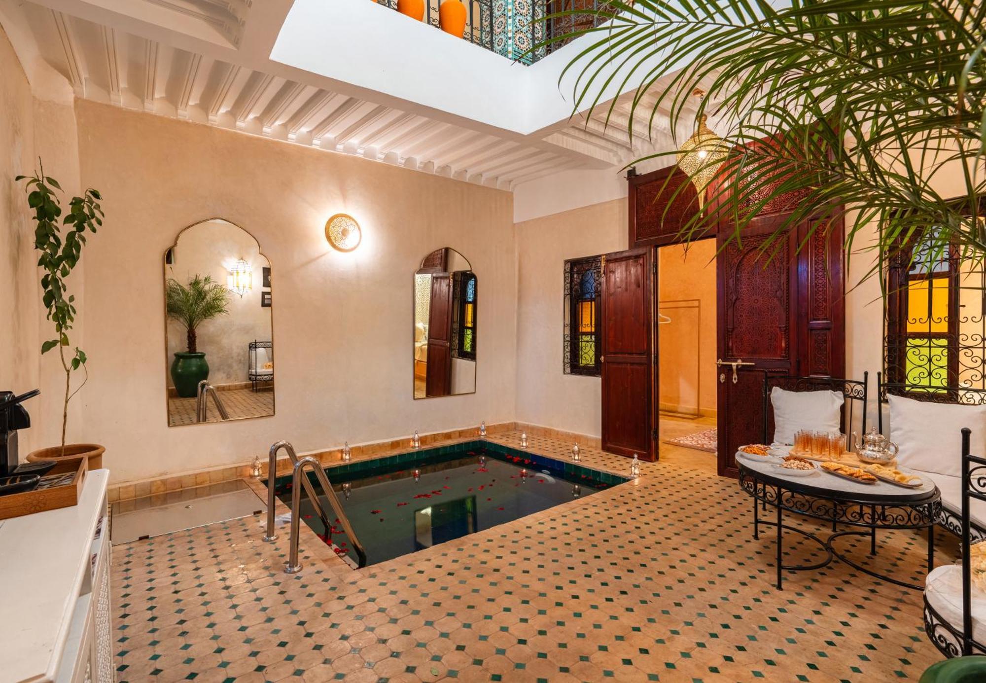 Prive Dar L'etoile - Jacuzzi Piscine & Petit Dej Inclus Holiday home Marrakesh
