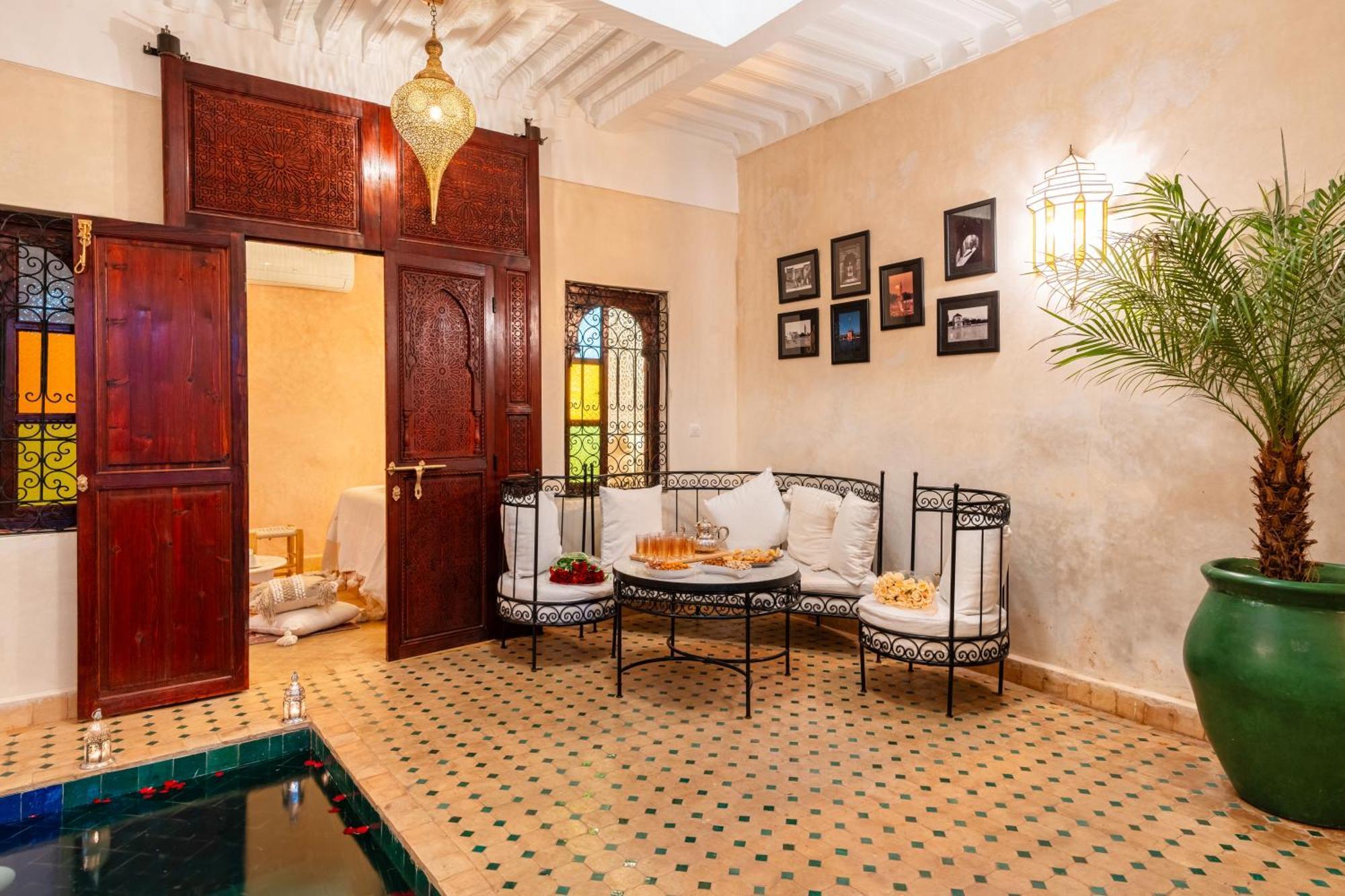 Prive Dar L'etoile - Jacuzzi Piscine & Petit Dej Inclus Holiday home