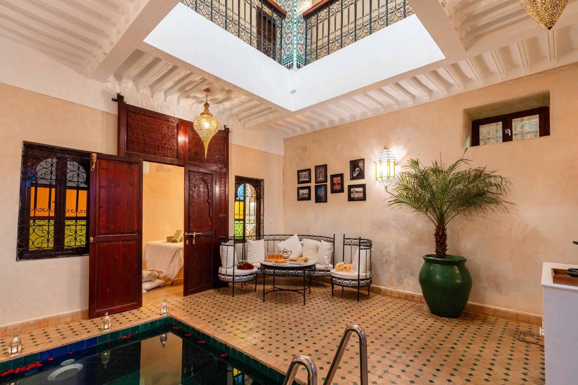 Prive Dar L'etoile - Jacuzzi Piscine & Petit Dej Inclus Marrakesh