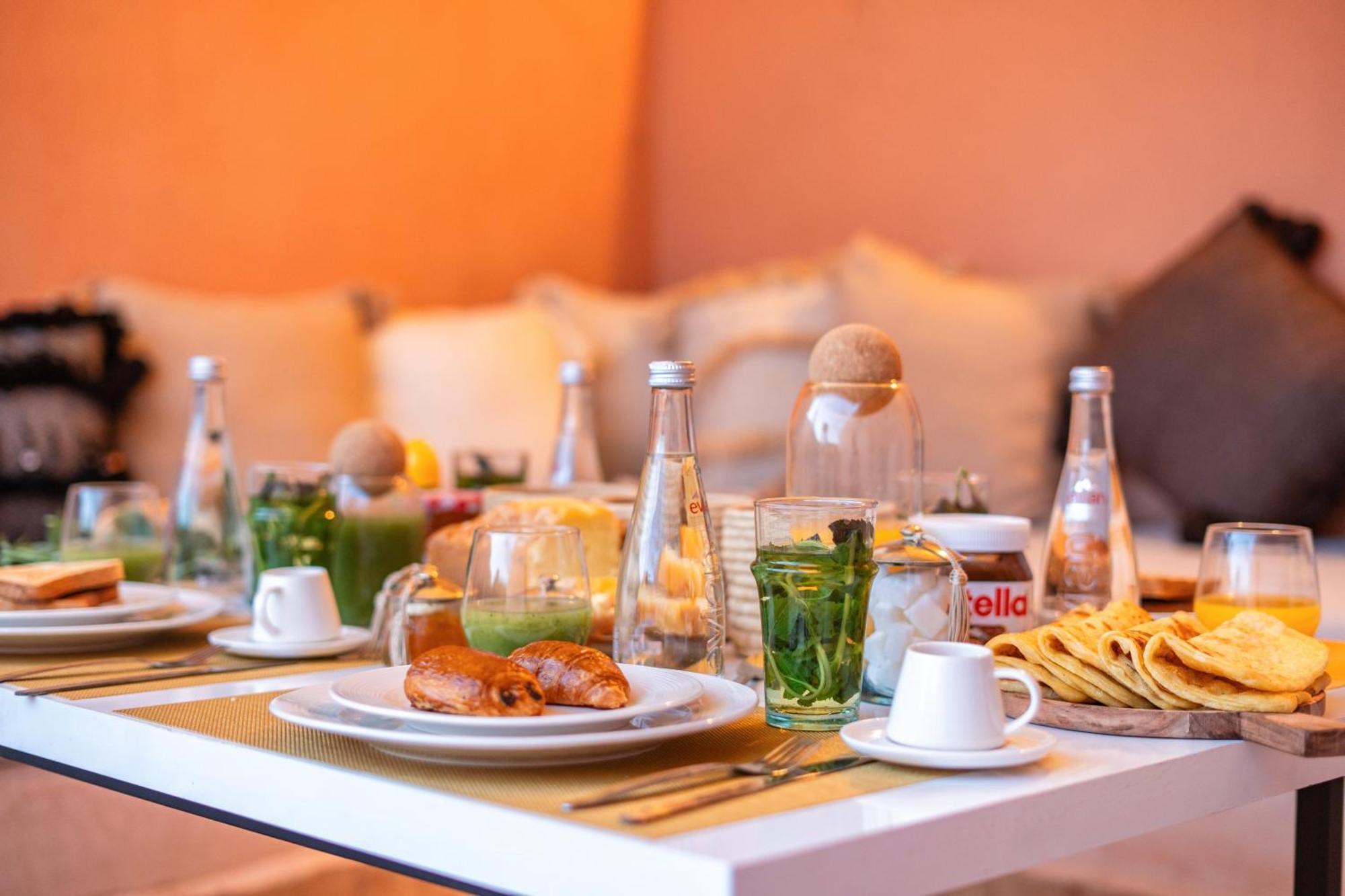 Holiday home Prive Dar L'etoile - Jacuzzi Piscine & Petit Dej Inclus Marrakesh