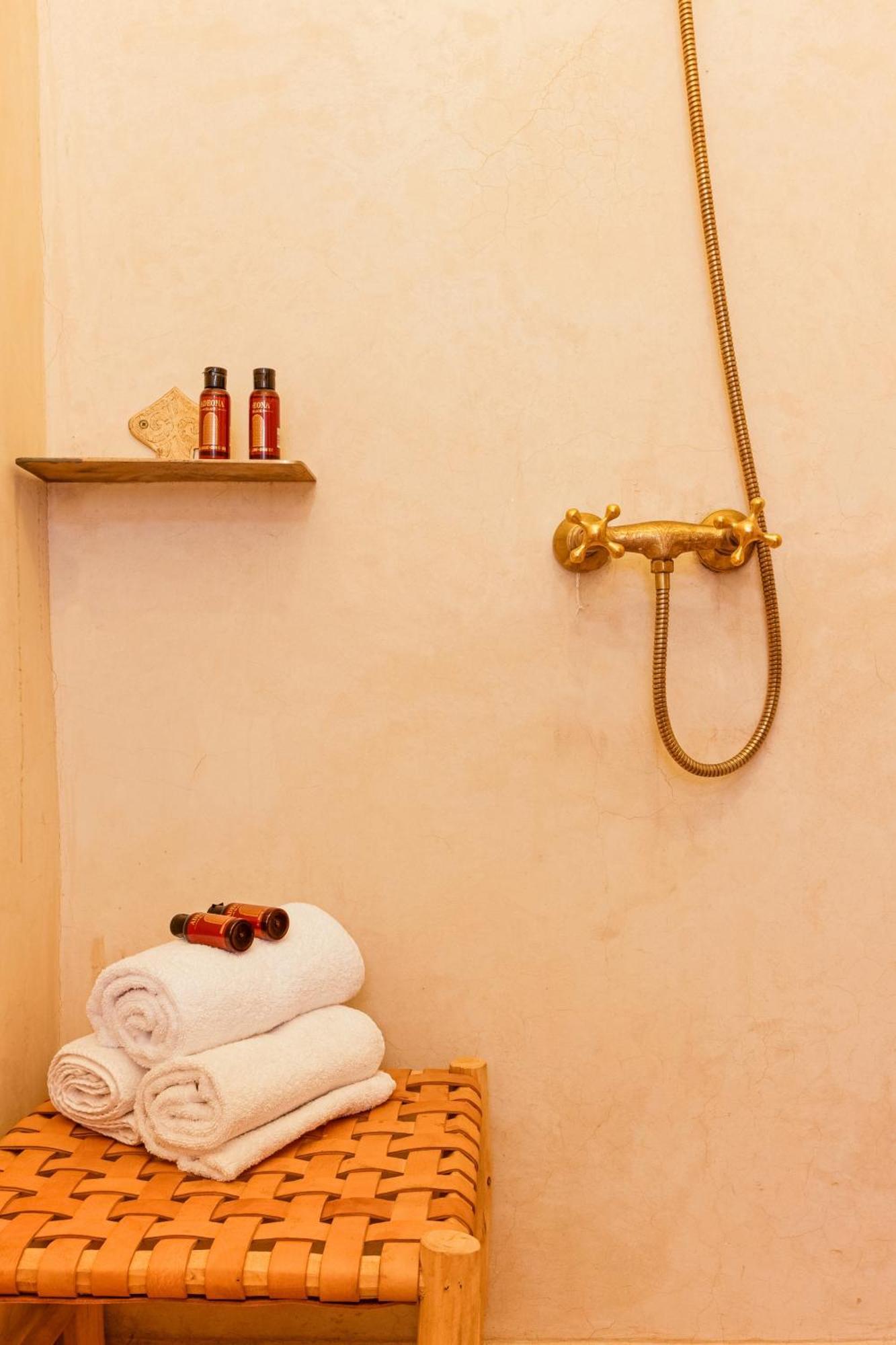 Prive Dar L'etoile - Jacuzzi Piscine & Petit Dej Inclus