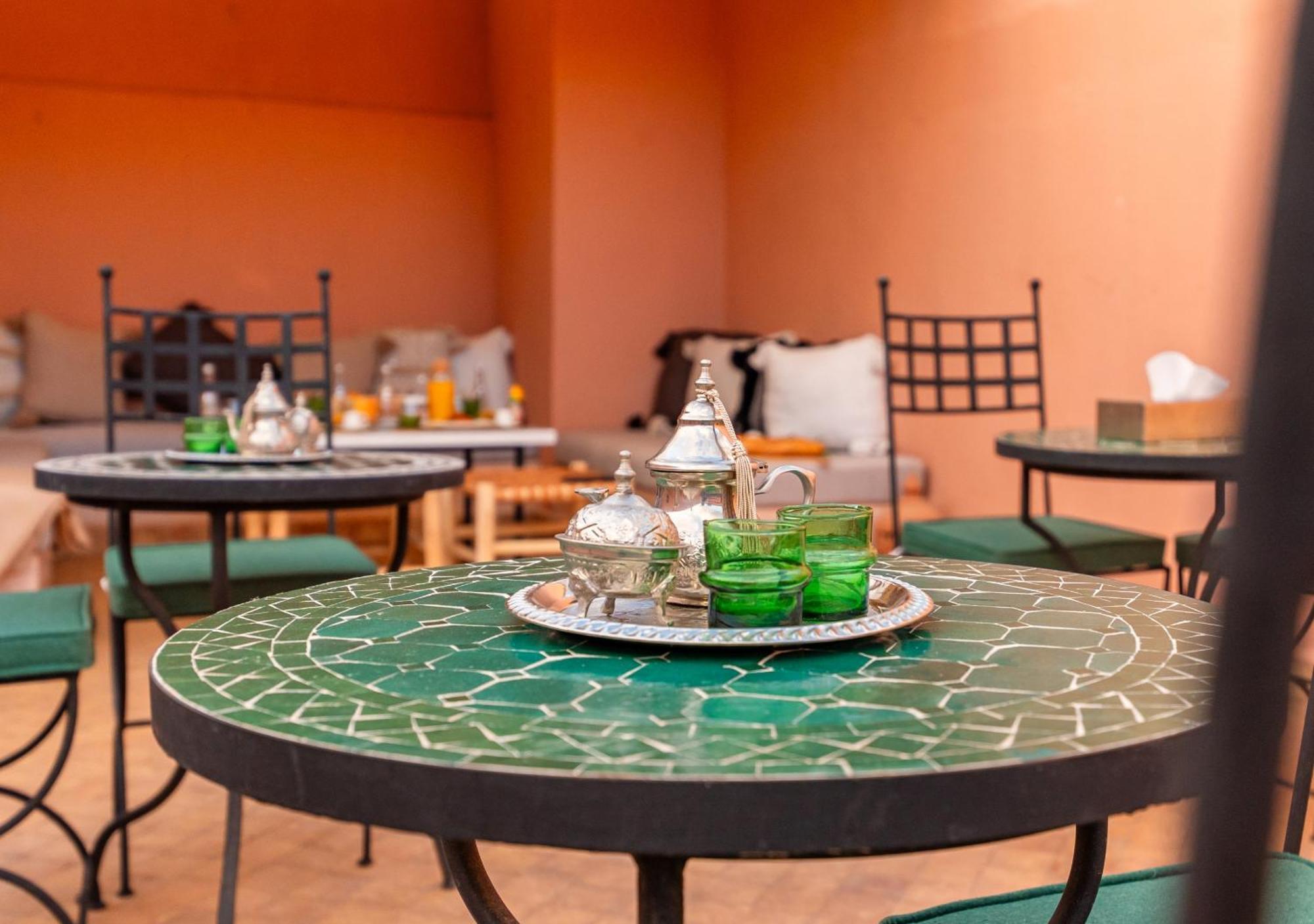 Holiday home Prive Dar L'etoile - Jacuzzi Piscine & Petit Dej Inclus