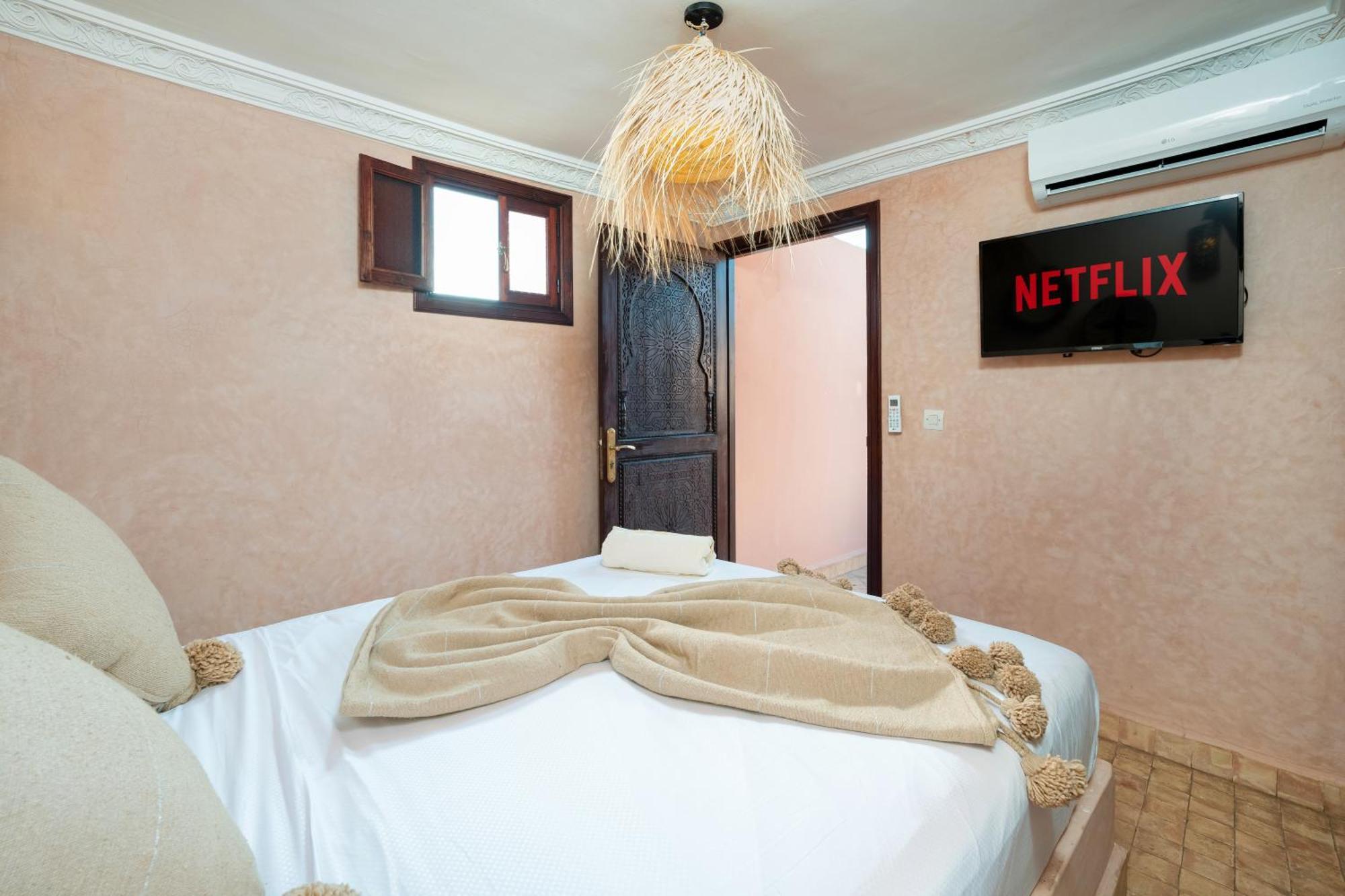 Prive Dar L'etoile - Jacuzzi Piscine & Petit Dej Inclus Marrakesh