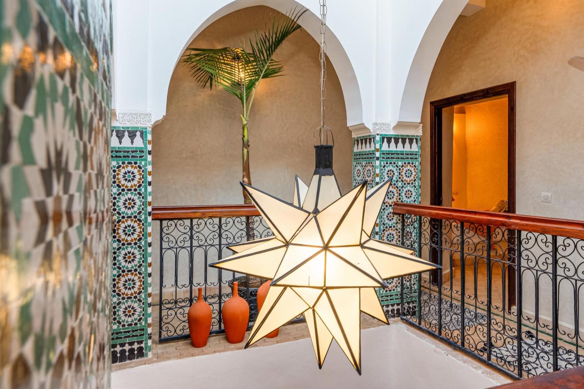 Prive Dar L'etoile - Jacuzzi Piscine & Petit Dej Inclus Holiday home Marrakesh