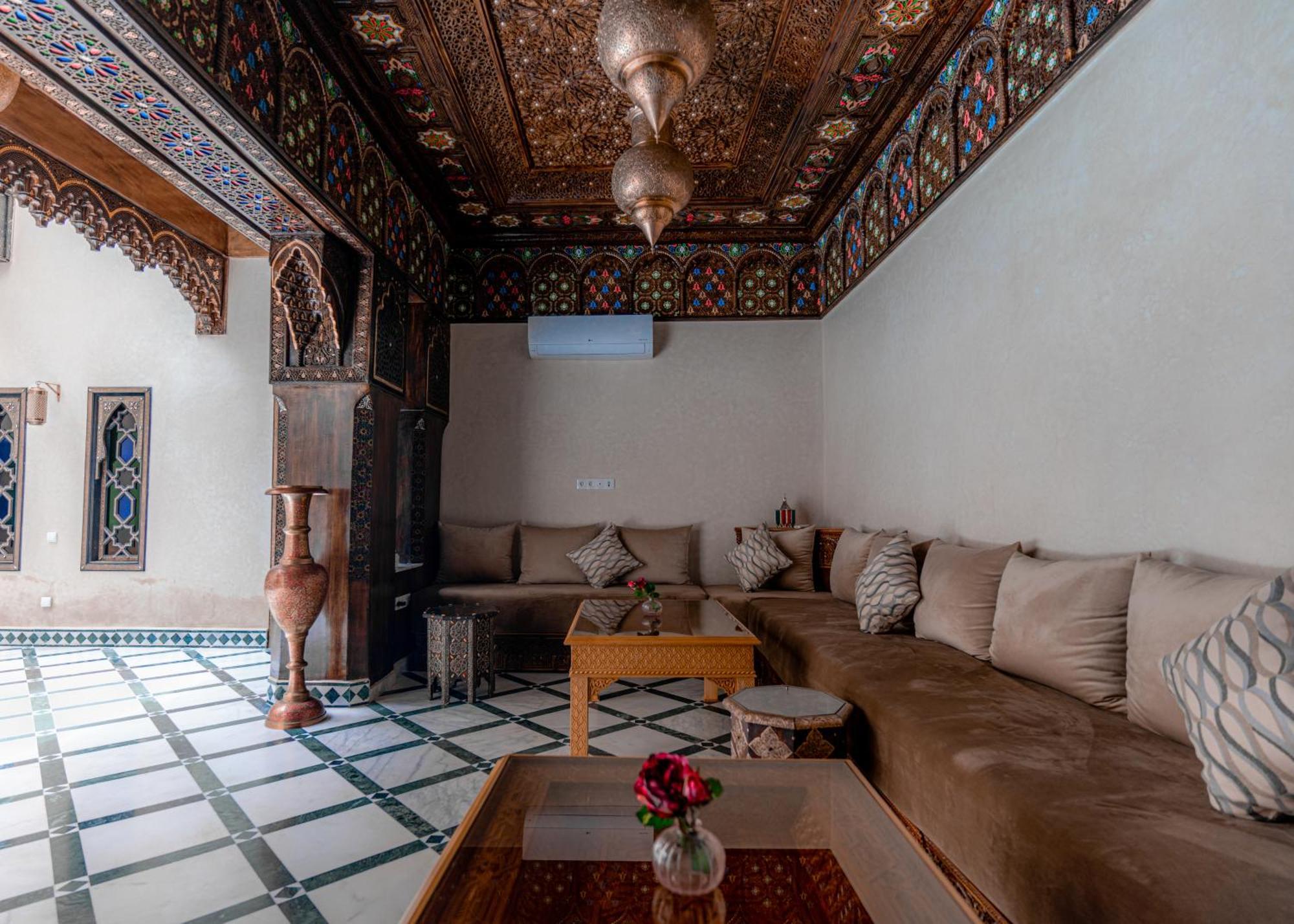 Riad Deluxe *