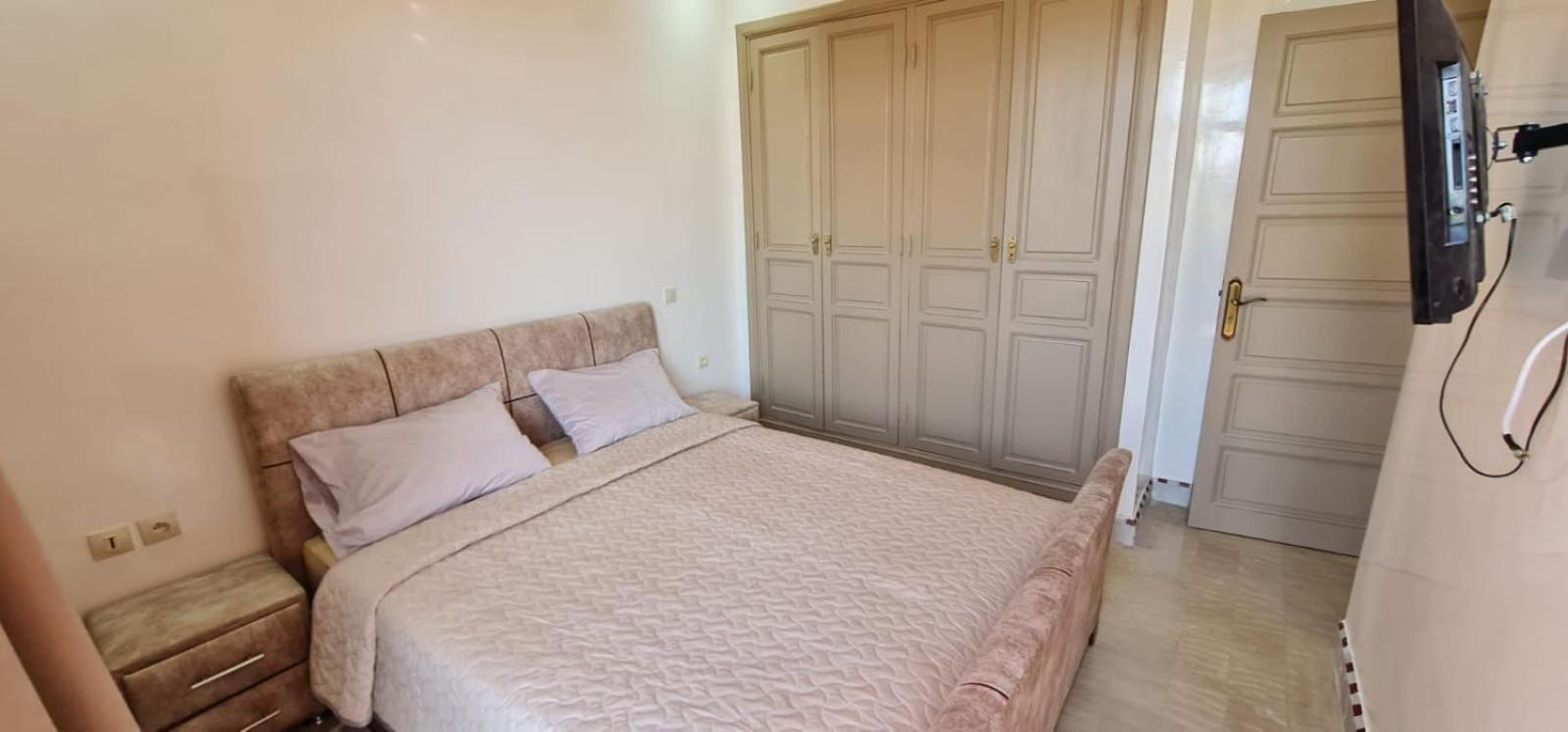 Entire Luxury In