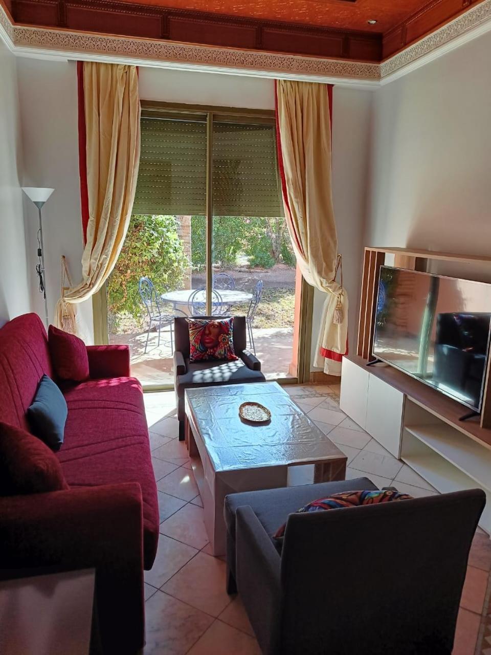 De Charme A La Palmeraie Apartment *
