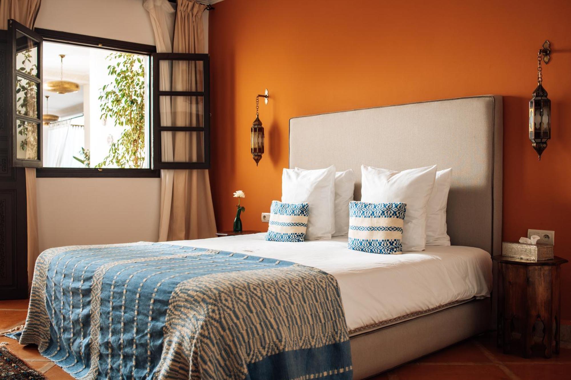 Deha & Guest house