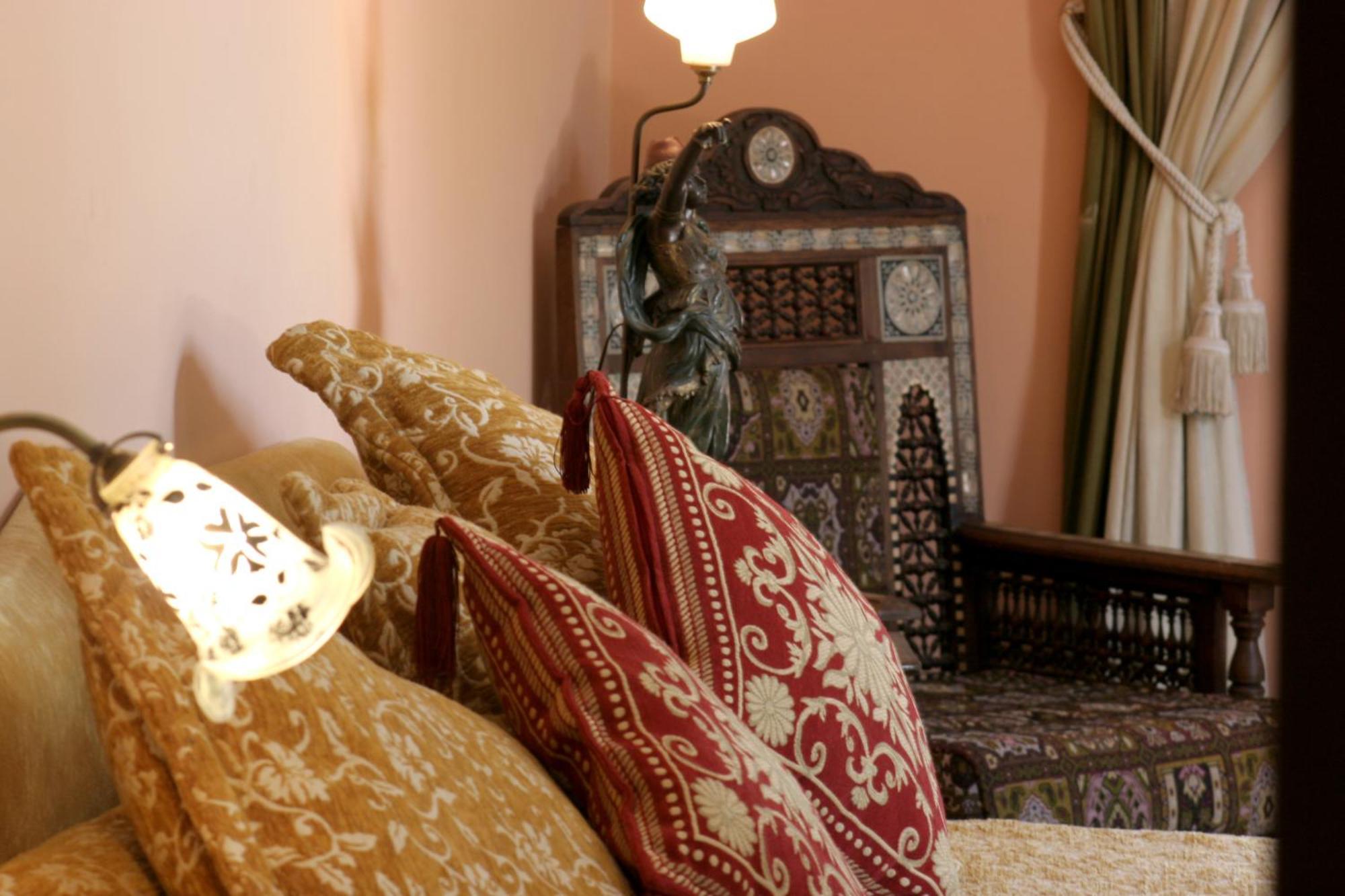 Guest house Dar Ayniwen Garden & Bird Zoo