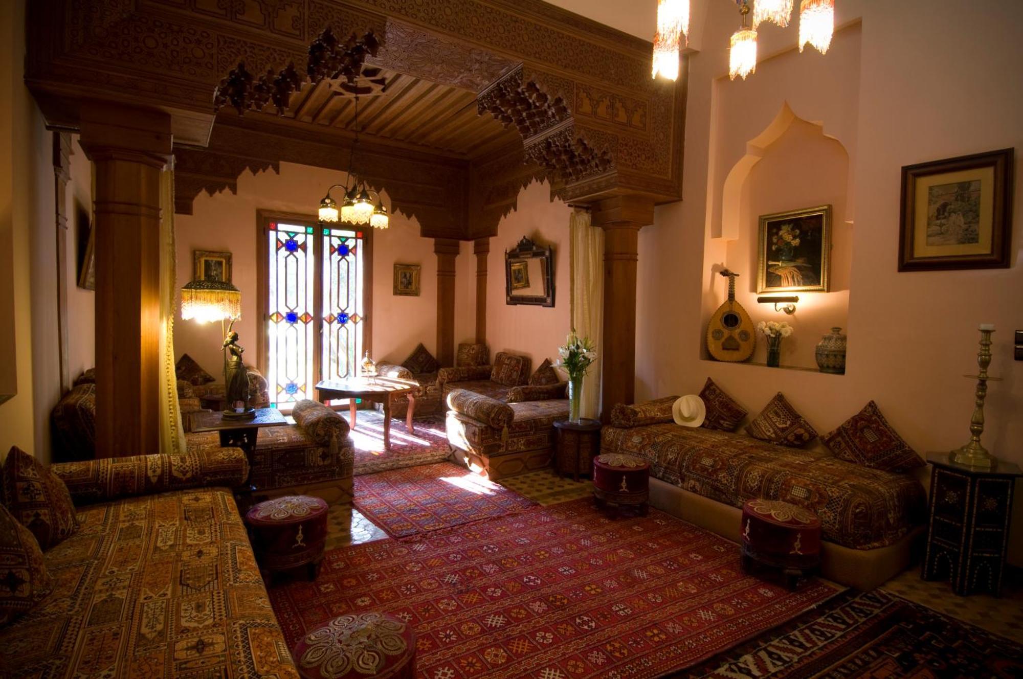 Dar Ayniwen Garden & Bird Zoo Marrakesh