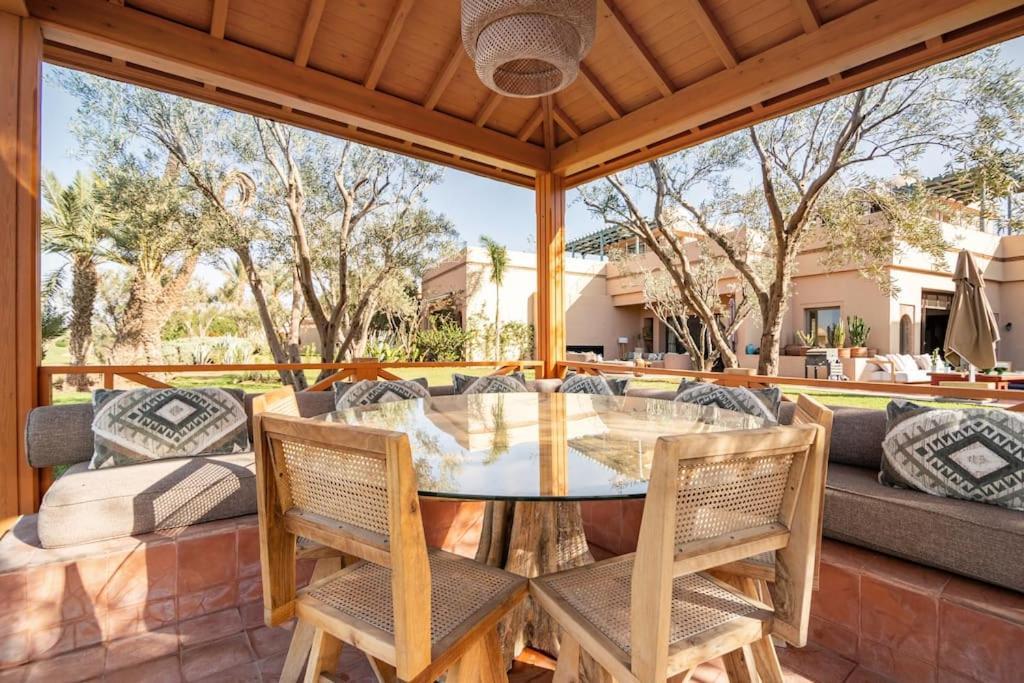 Sur Le Golf De La Palmeraie With Cooker And Butler Included Marrakesh