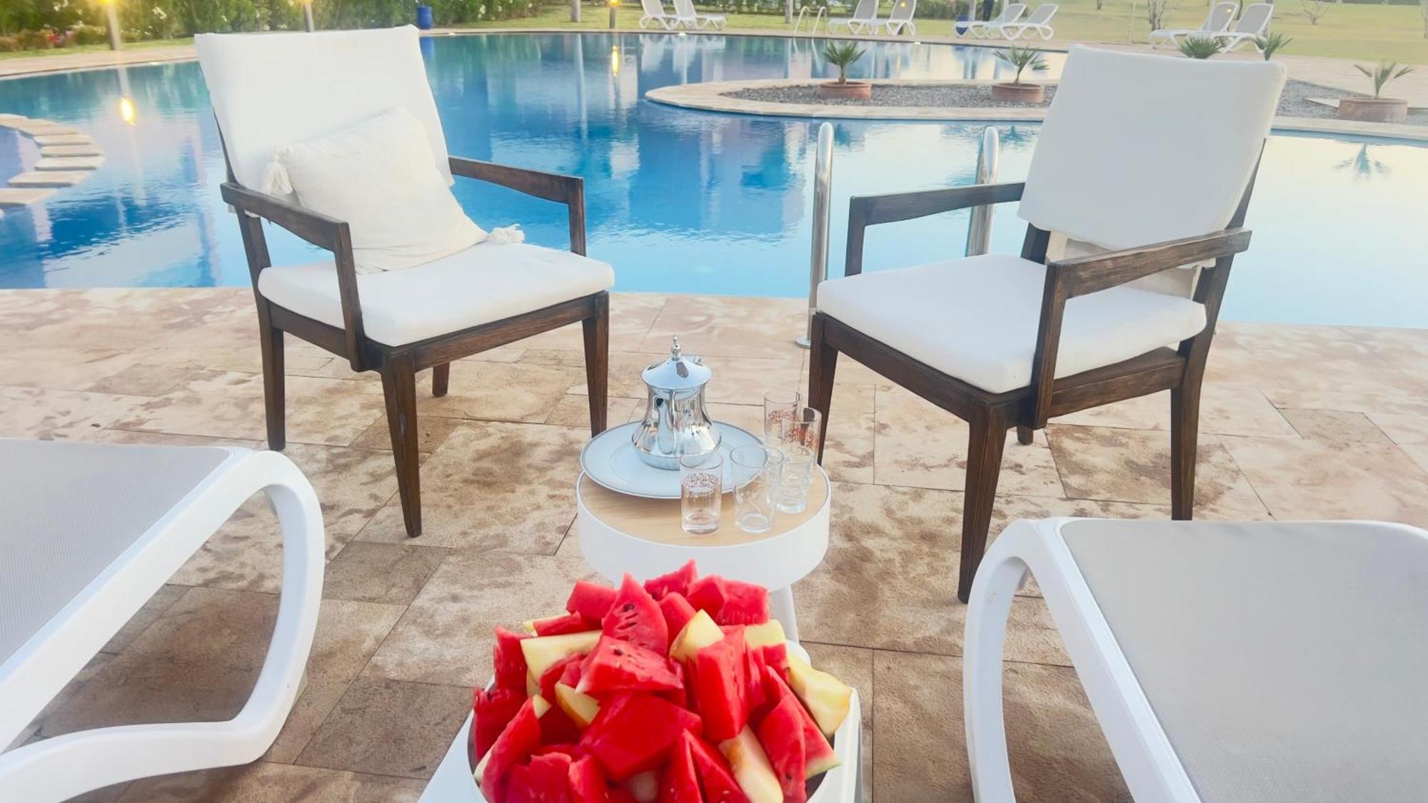 De Luxe Avec Jardin Vue Sur La Piscine Golf Securise 24h Sur 24 A 5 Minutes De L Aeroport * Marraquexe