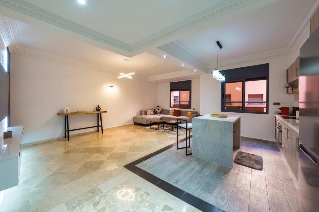 Living: Urban Apartment Marrakesh