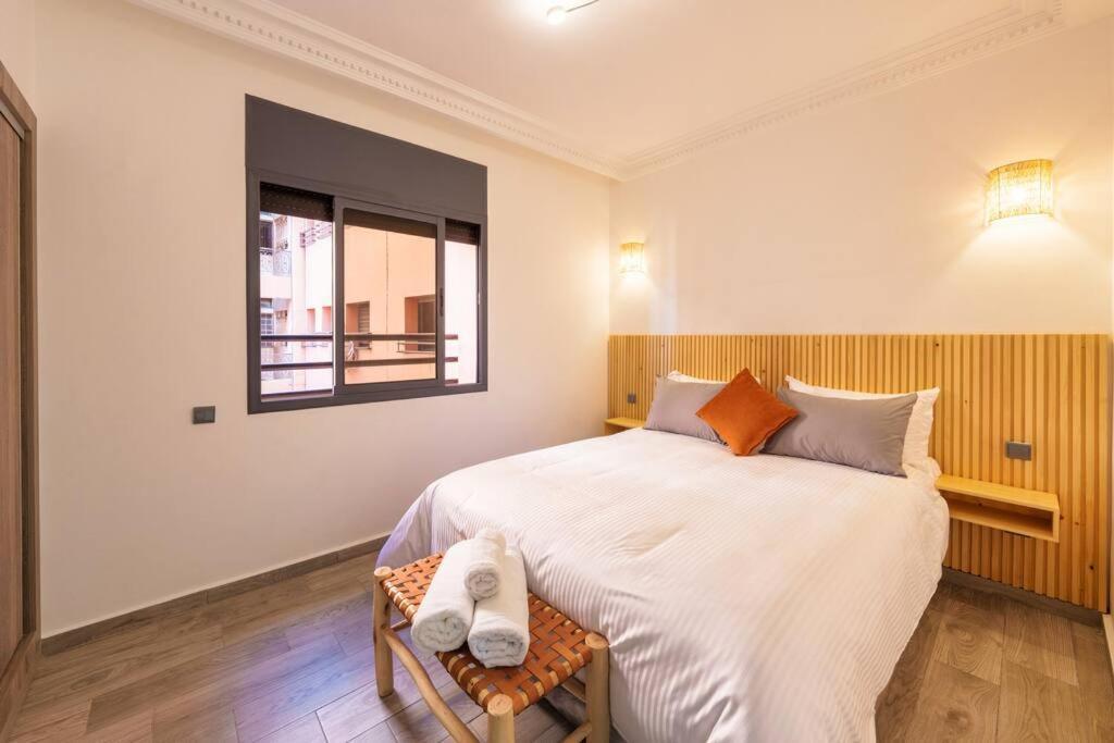 Apartment Living: Urban *