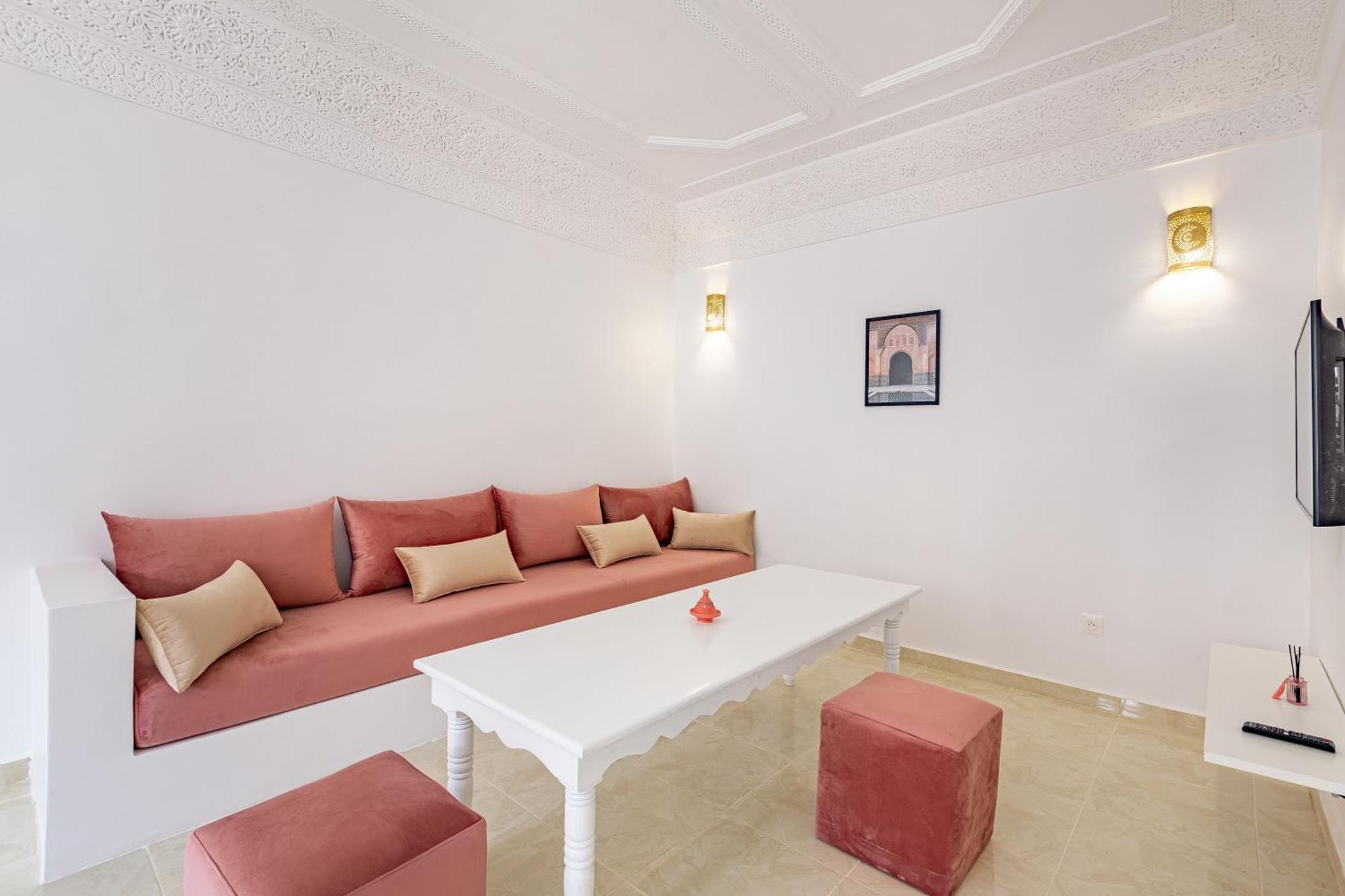 Avec Terrasse Et Jacuzzi Prive