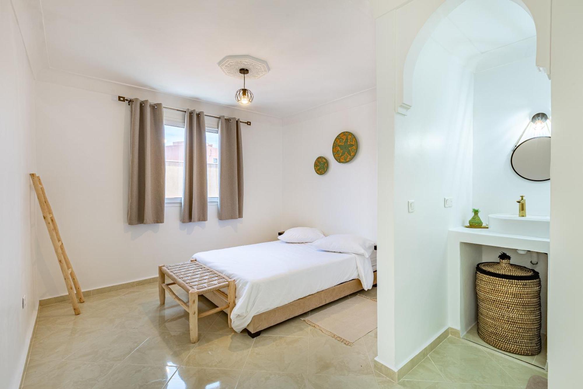 Avec Terrasse Et Jacuzzi Prive Riad