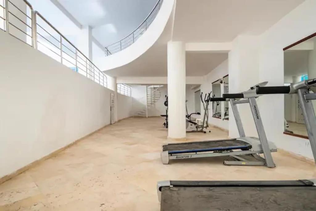 E-appartement De Luxe Centre Gueliz Piscine Parking Fibre Netflix