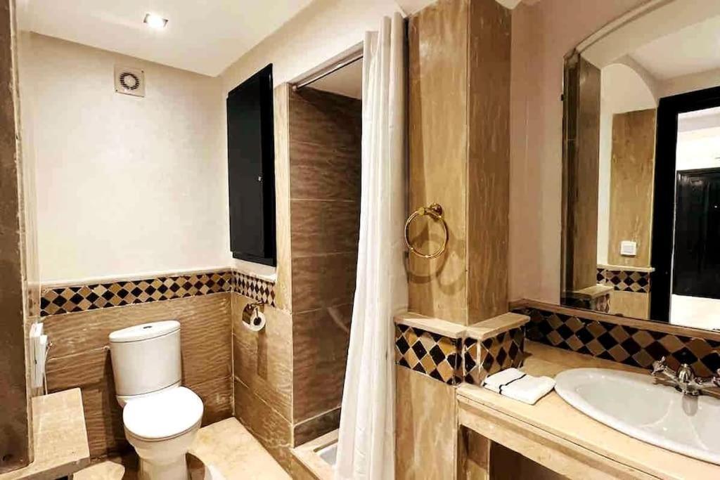 E-appartement De Luxe Centre Gueliz Piscine Parking Fibre Netflix Apartamento *
