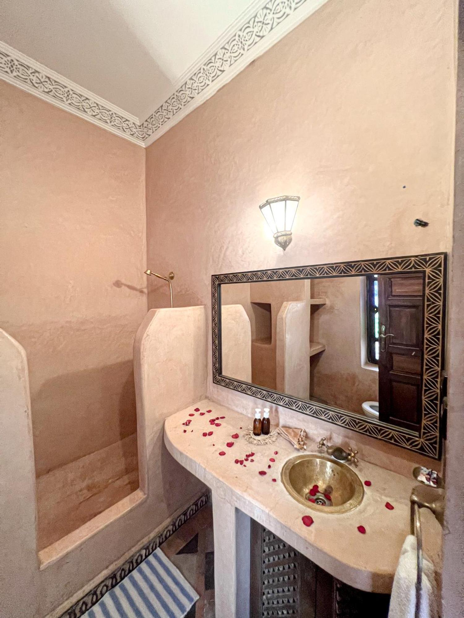 Musa Guest house *