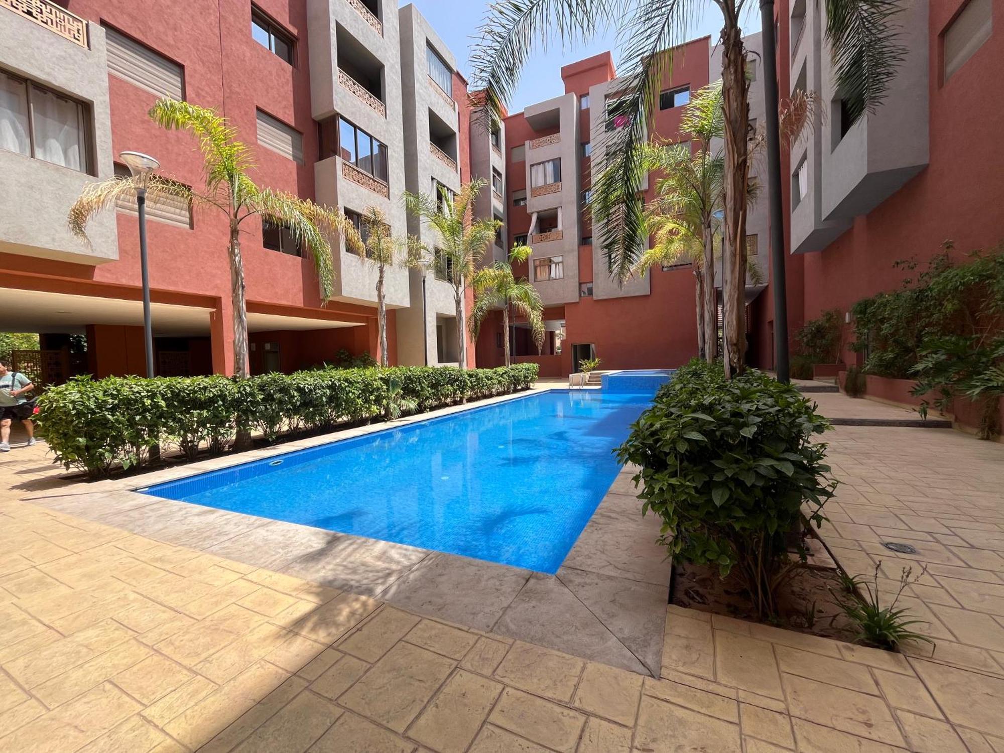 Apartment Asama Avec Piscine Et Terrasse, Proche Du Centre Marrakesh