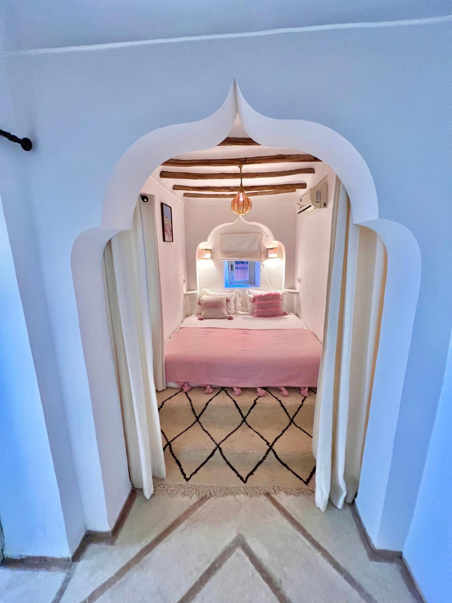 Nejma Riad