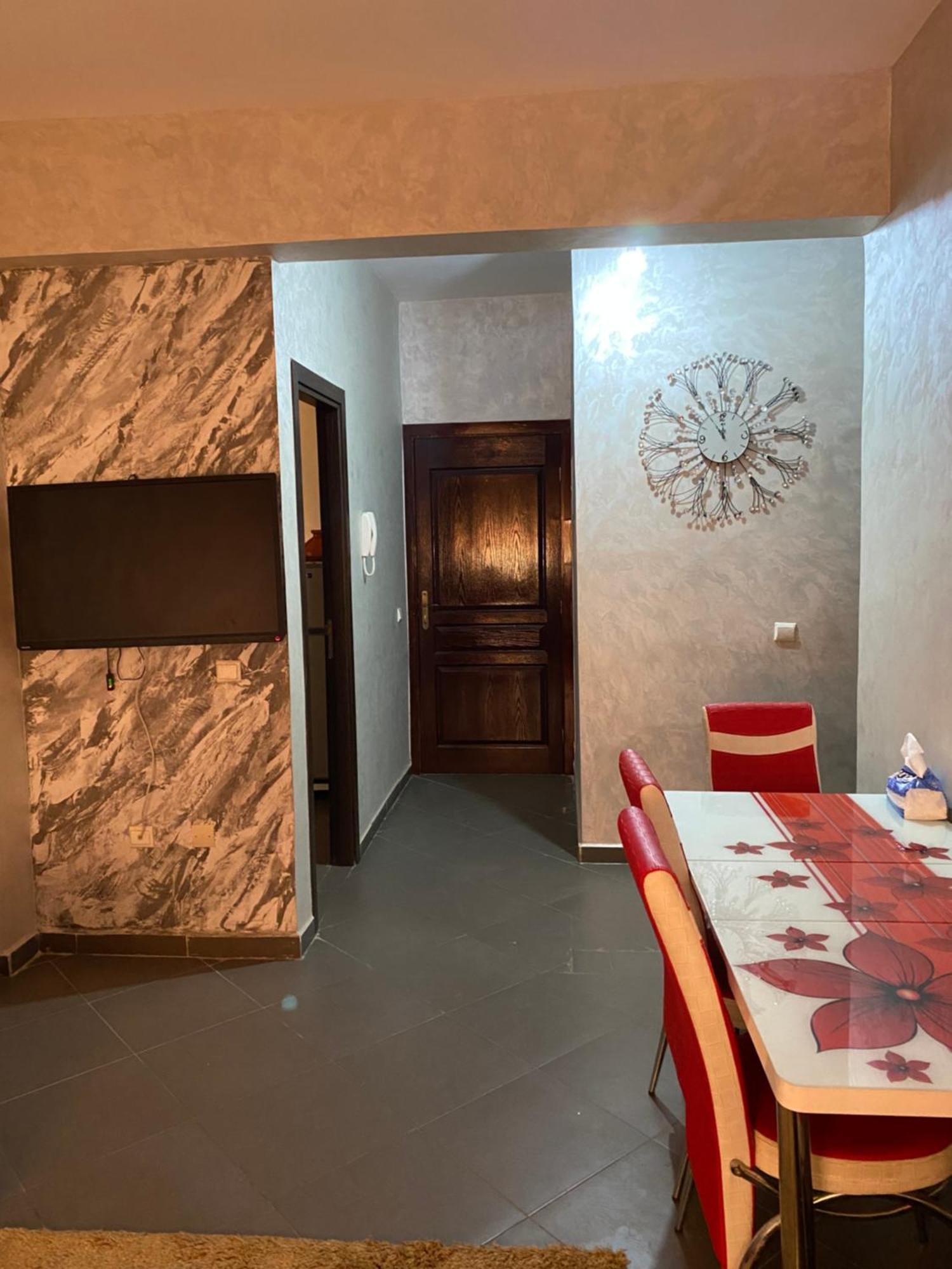 Targa Apartment *