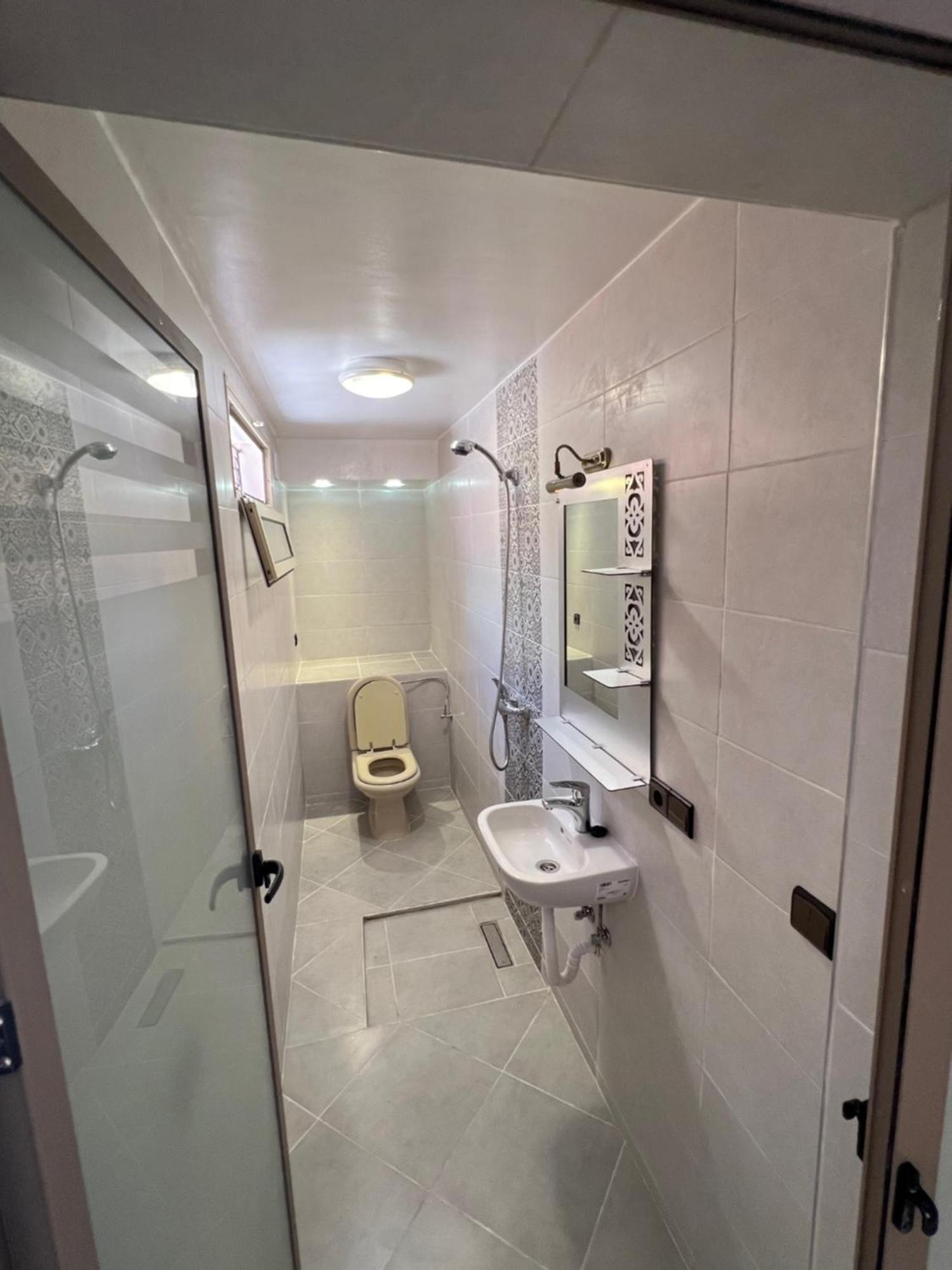 Spacieux Avec Cour Fleurie Et Hammam A Targa Marrakech Appartement *