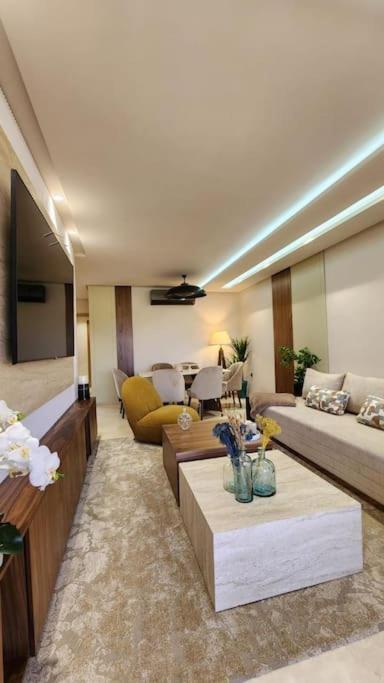 Apartment Luxueux Vue Sur Atlas Golf Et Piscine