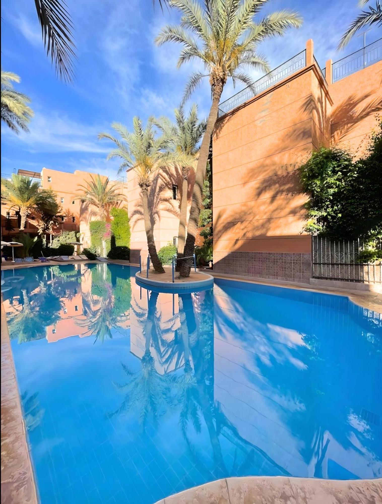 Tres Beau A Marrakech Avec Piscines * Marraquexe