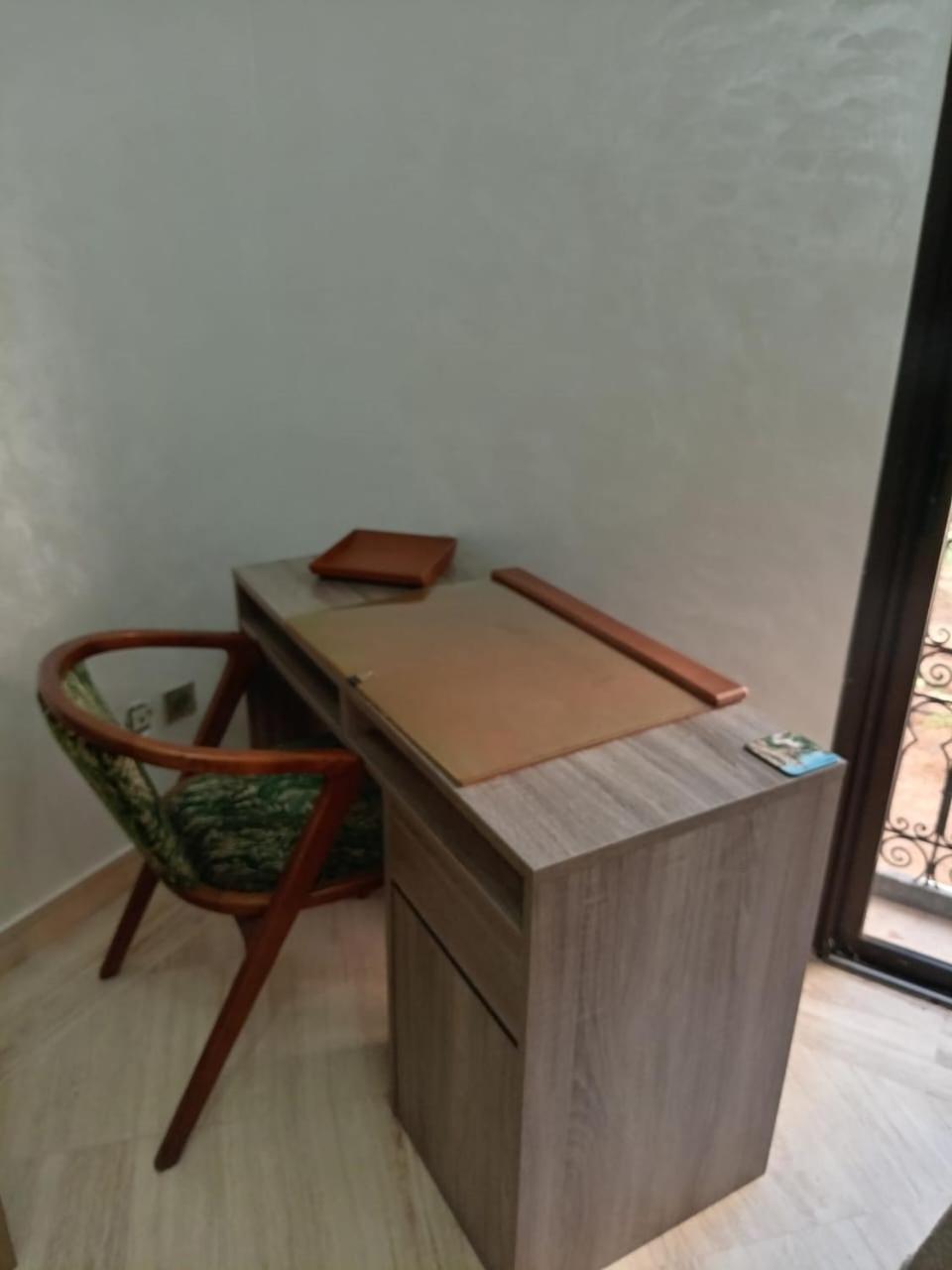 Cozy Rez De Jardin