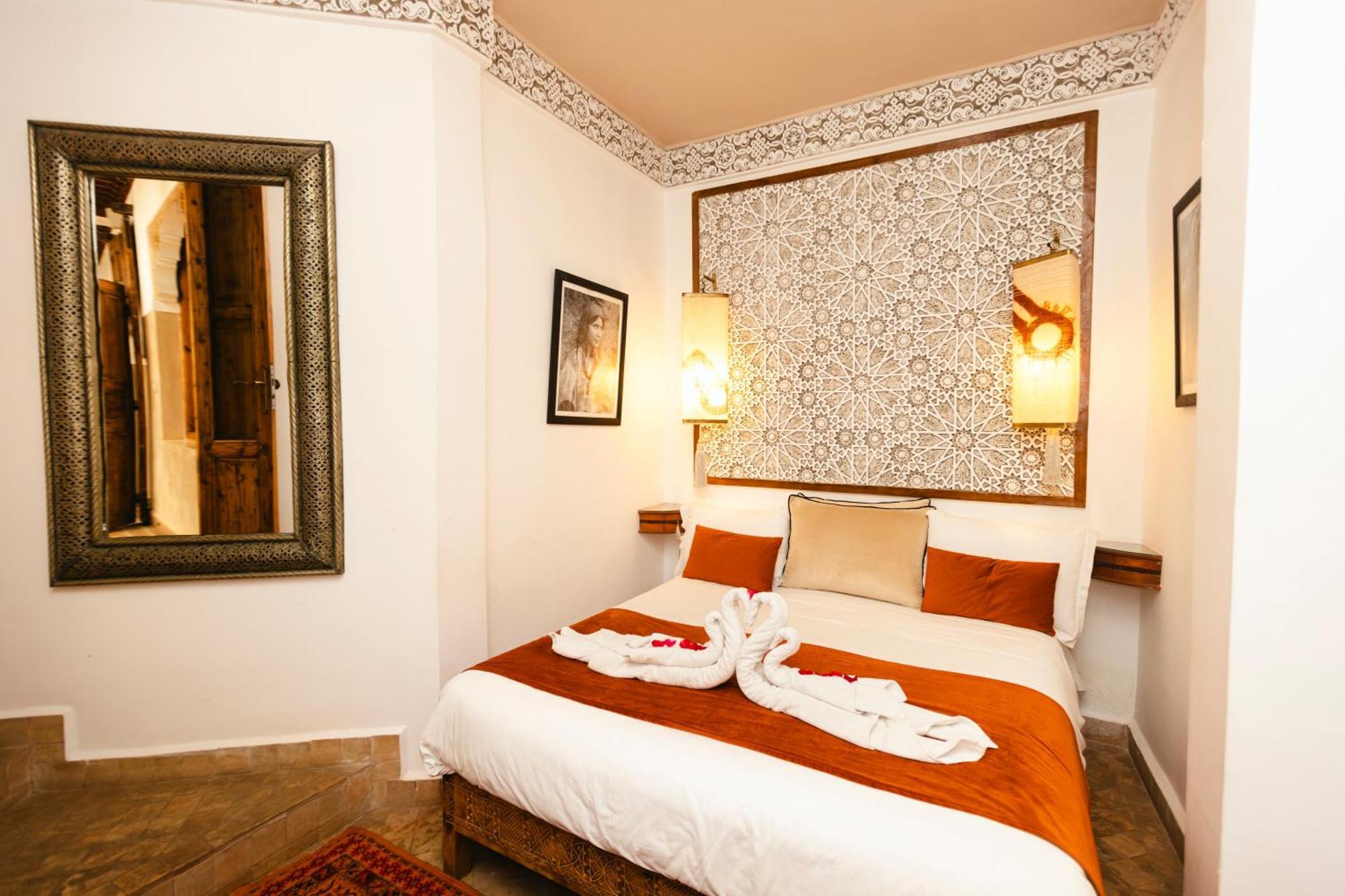 Riad Anya &