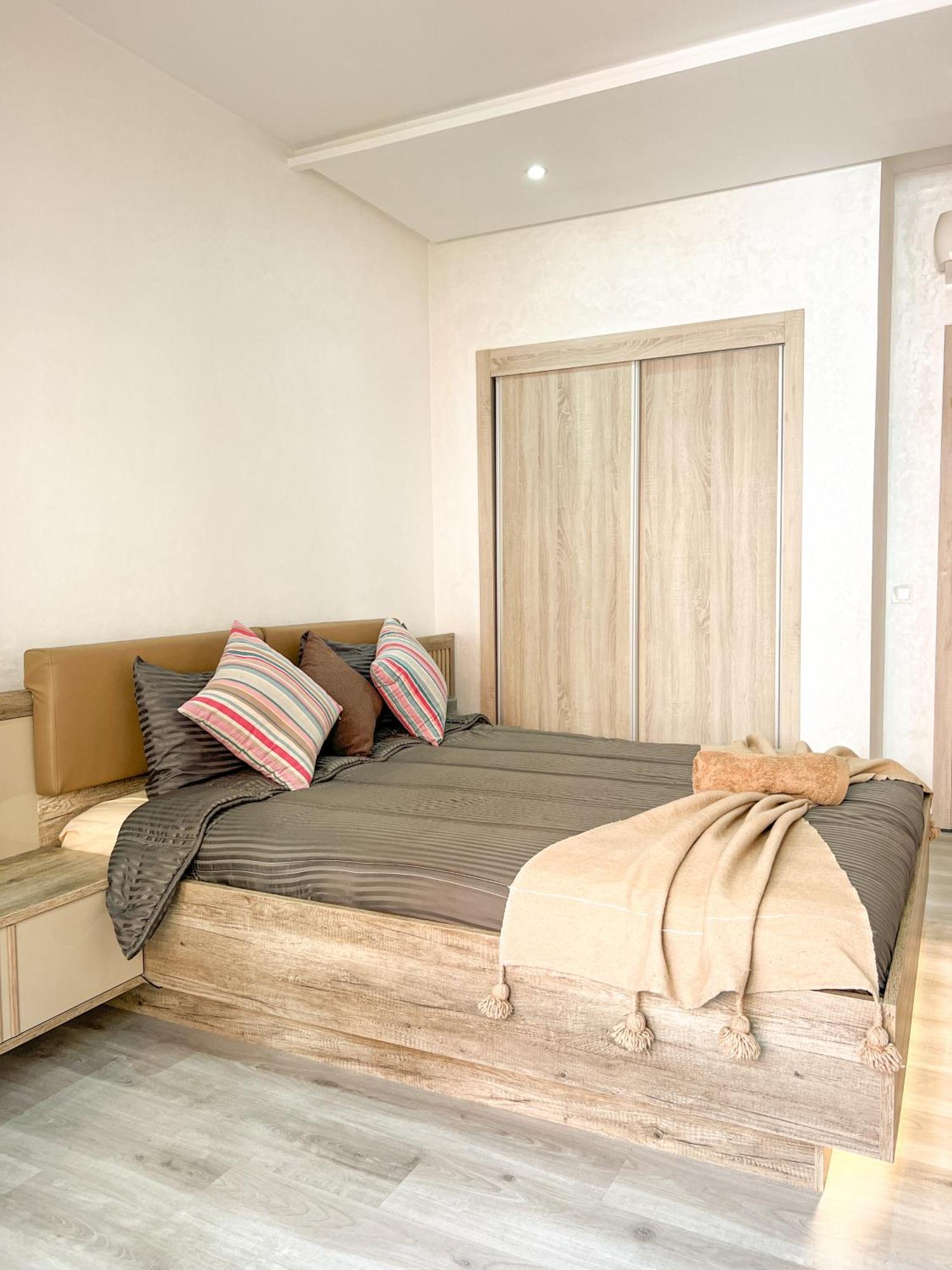 In Marrakech With Pool Apartment *