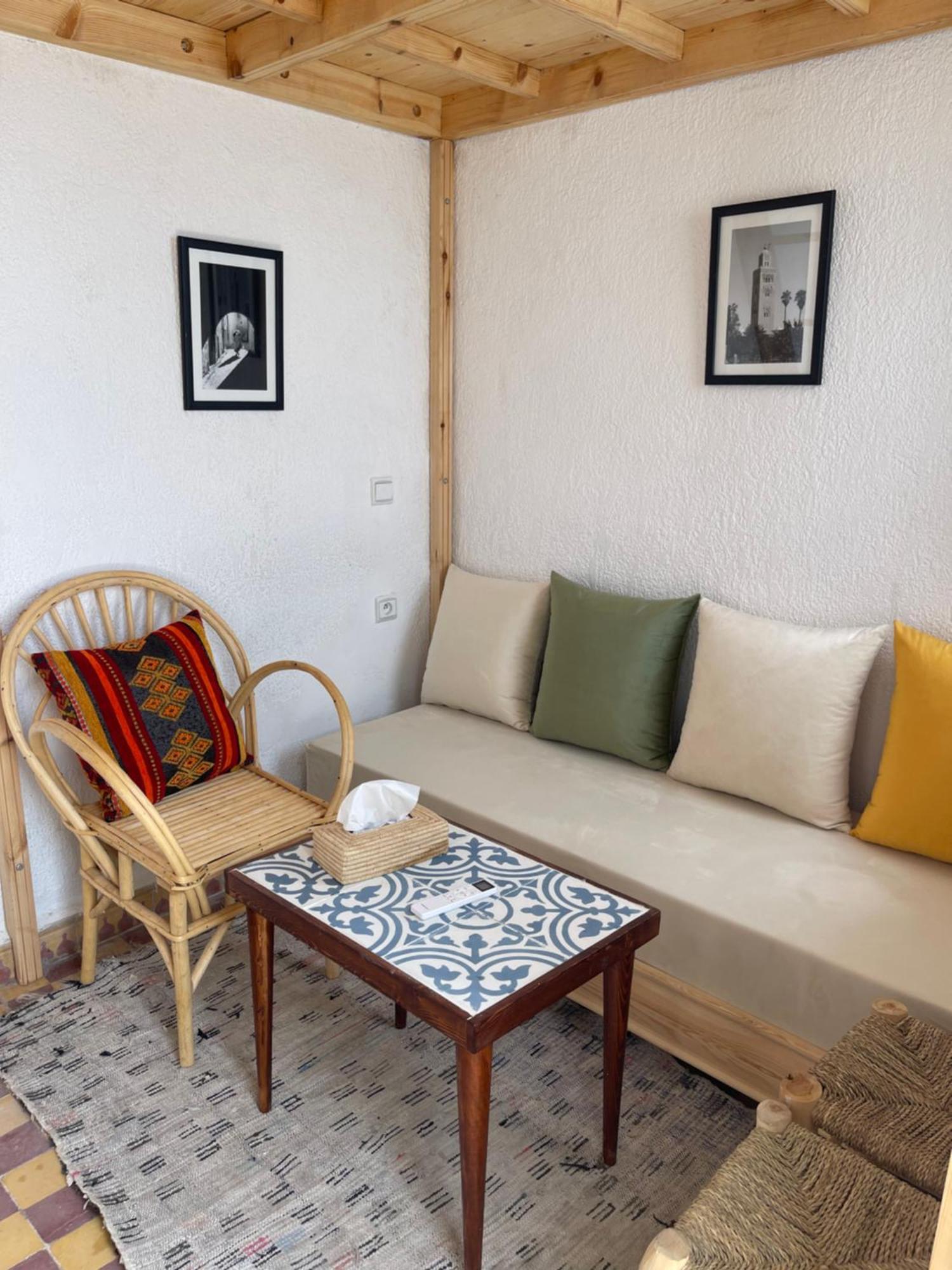 Yu Yu Auberge de jeunesse
