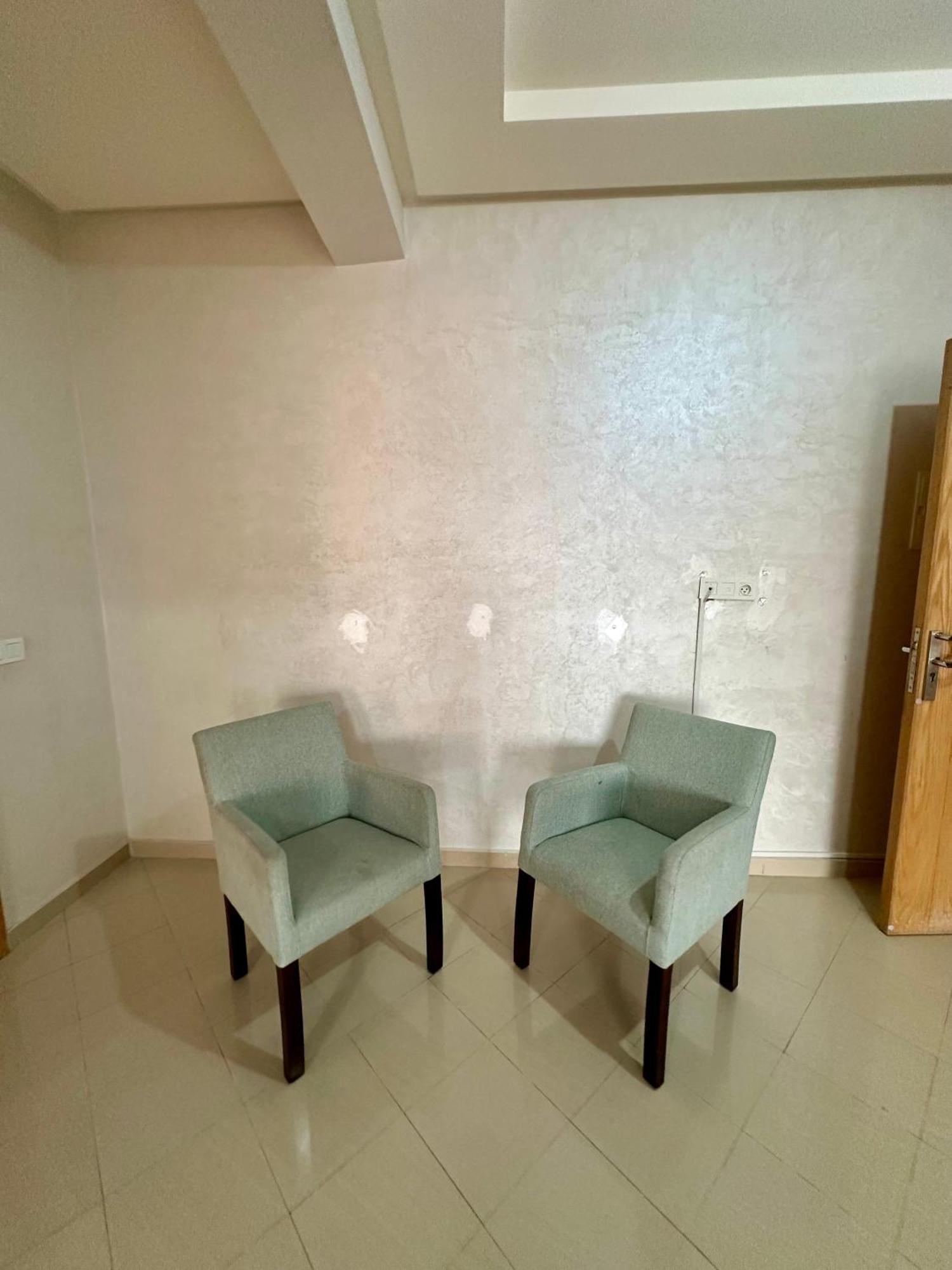 Salon A Avenue Med 6 Centre De Gueliz 10 Apartamento *