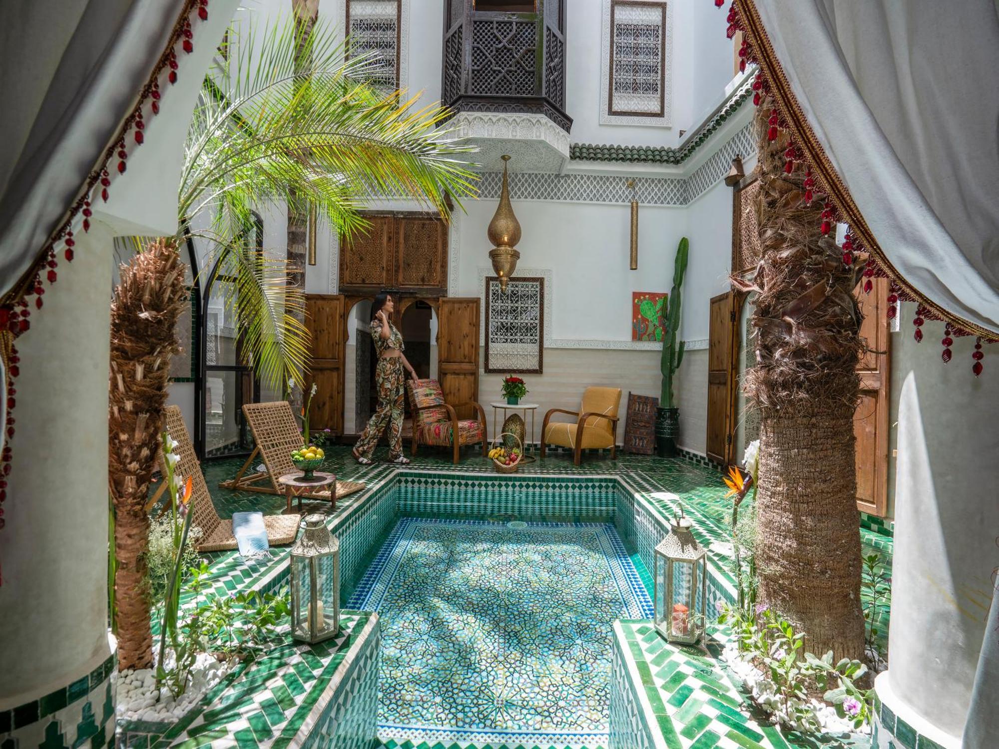 Riad Yalla Habibi