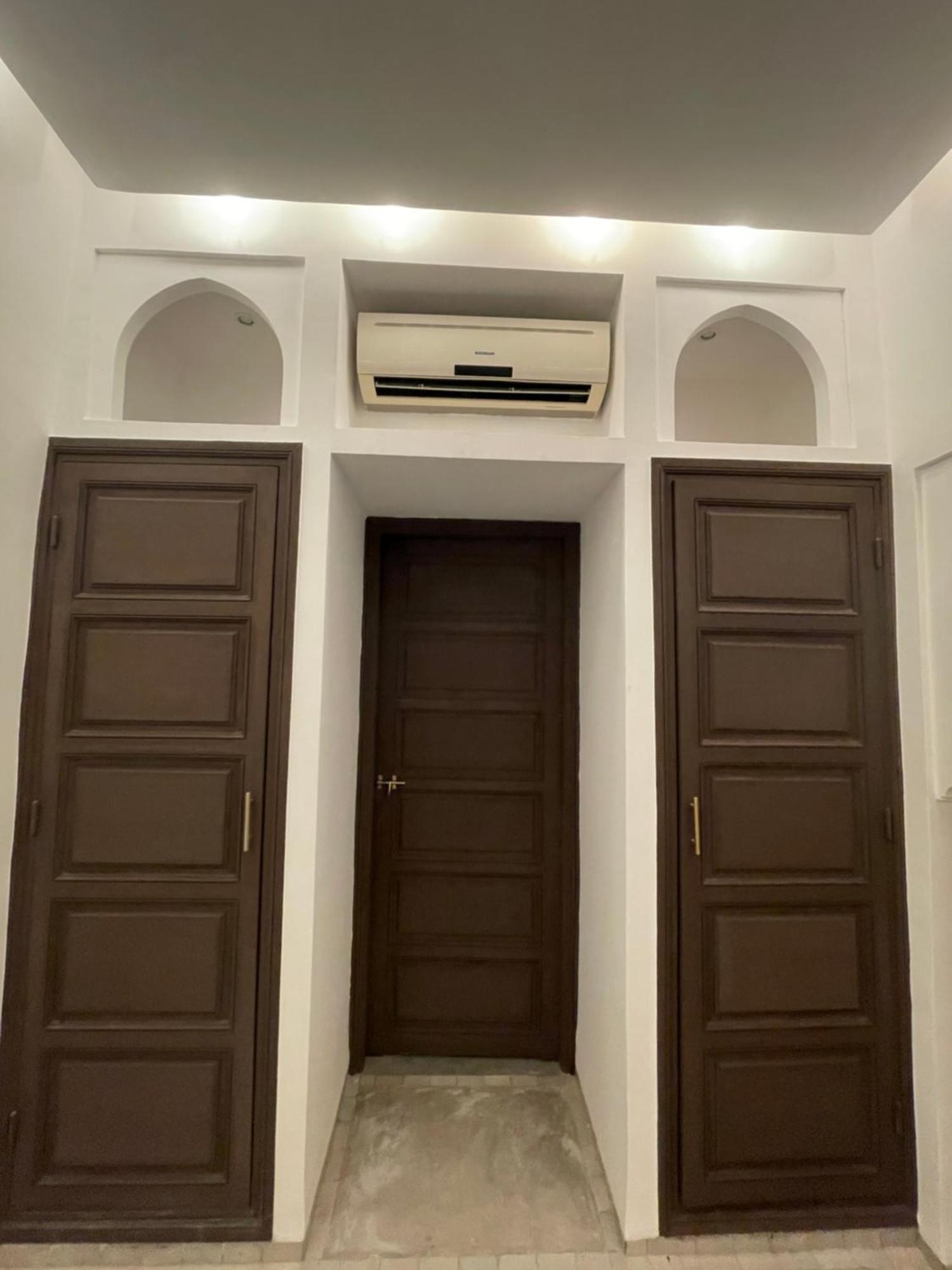 Awatif Le 36