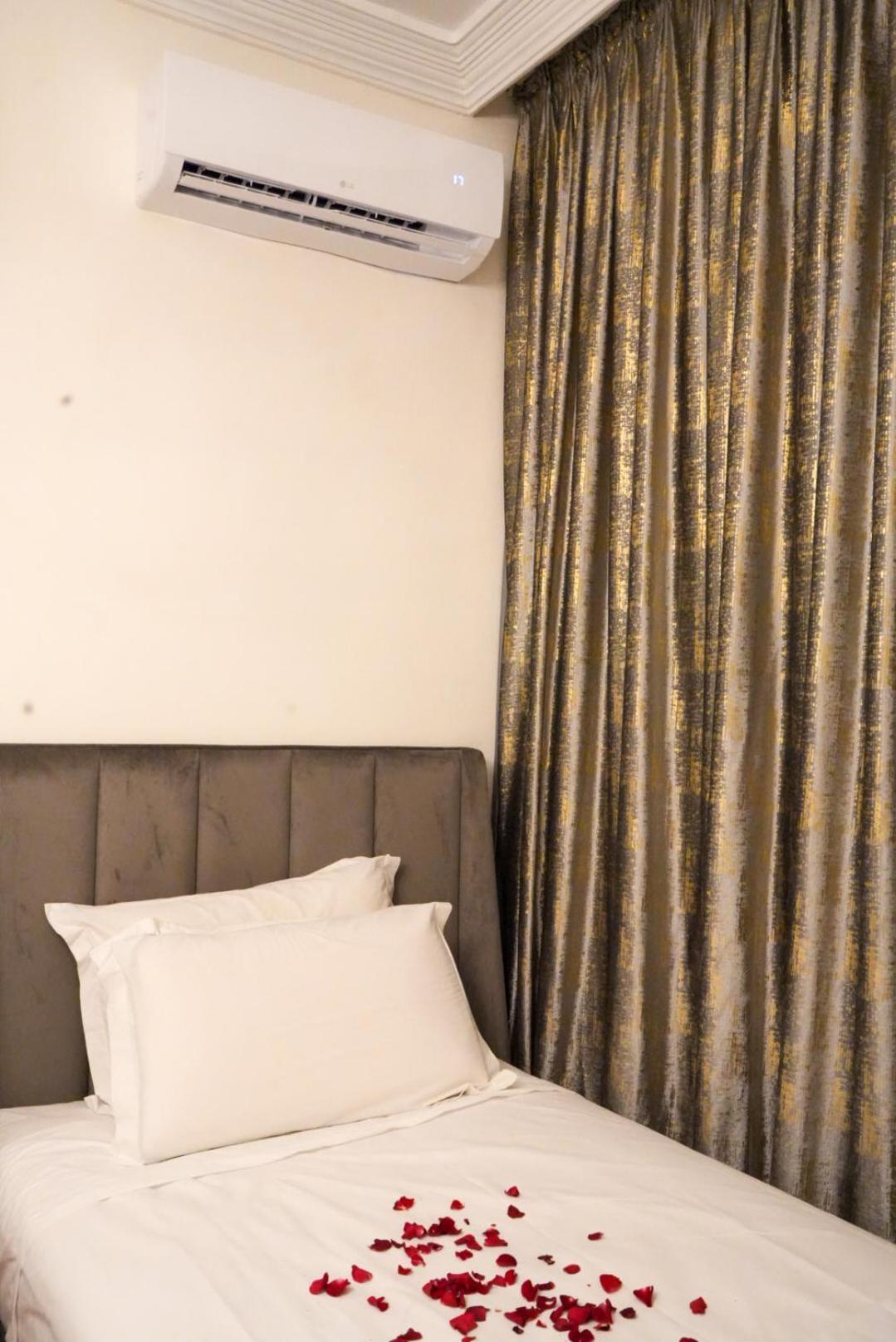 Stylish Moroccan Near Majorelle Garden, Wi-fi, Free Airport Shuttle Apartment Marrakesh